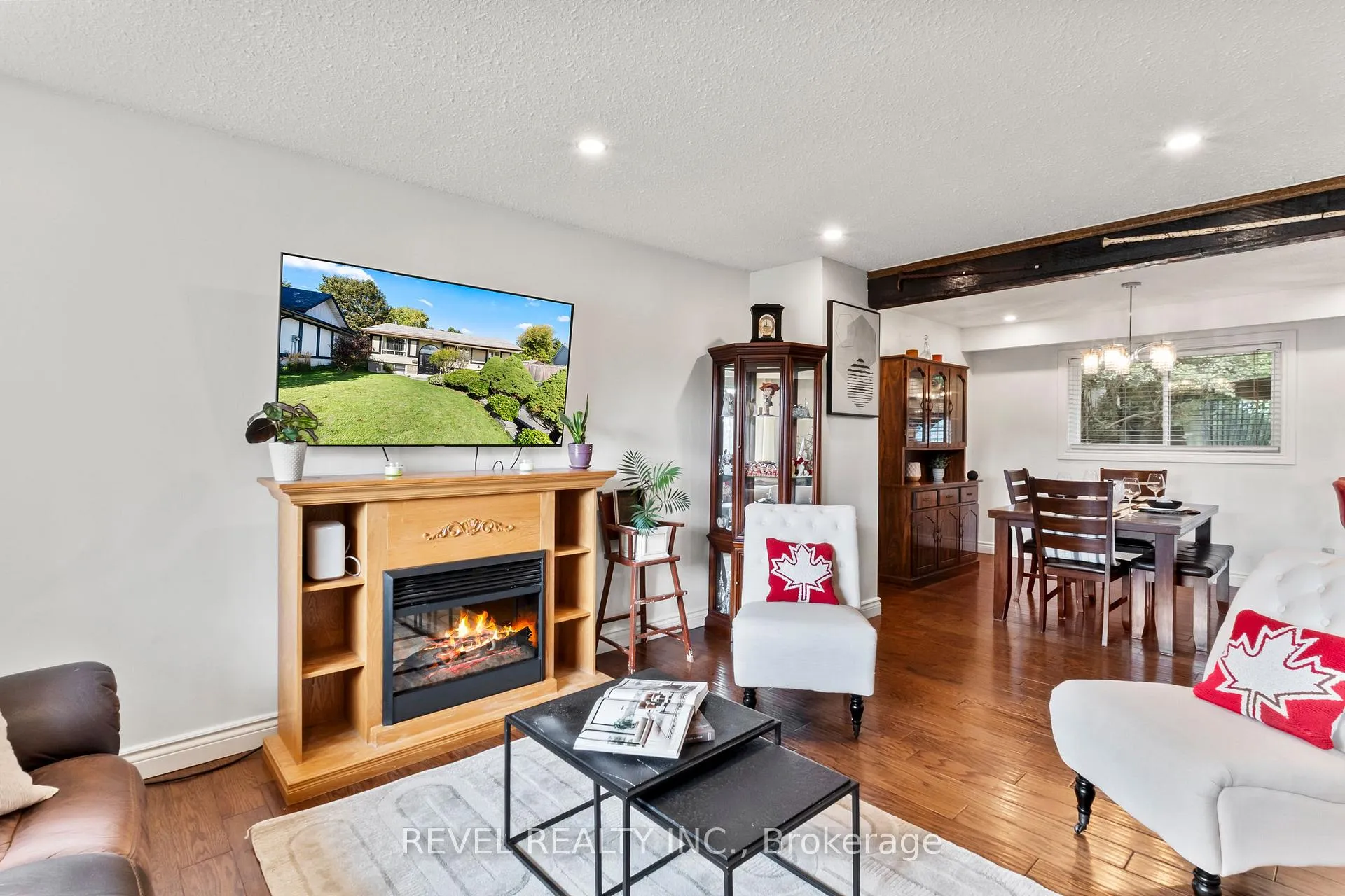 Photo 7 of 441 Crestwood Drive N, Oshawa, O'Neill — HOMEH