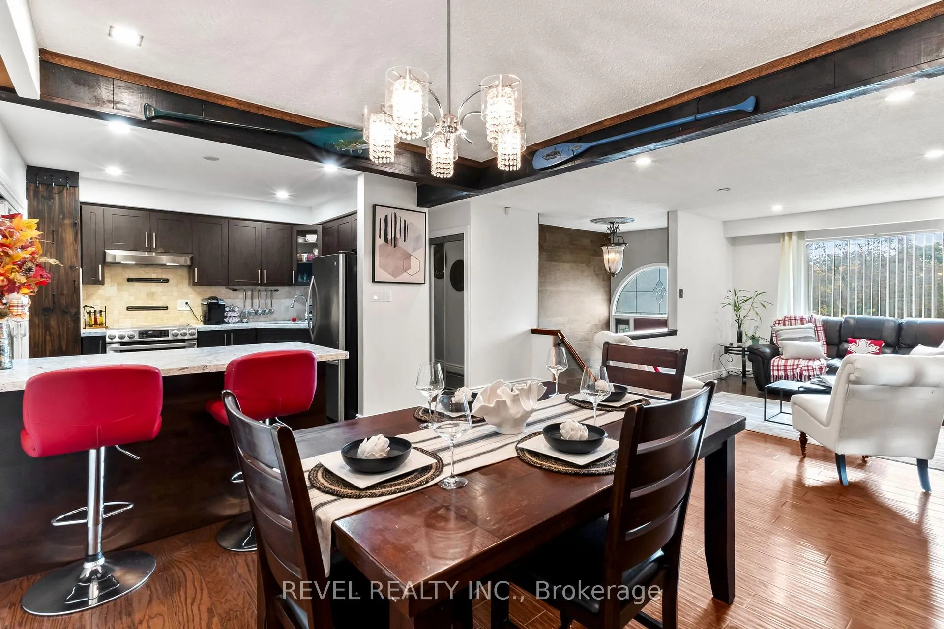 Photo 10 of 441 Crestwood Drive N, Oshawa, O'Neill — HOMEH