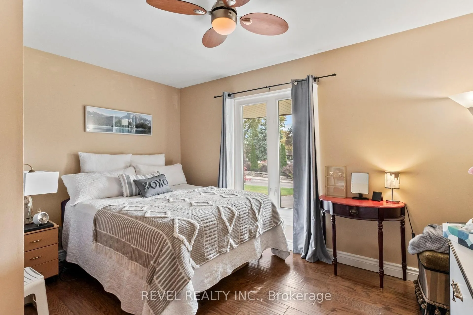 Photo 17 of 441 Crestwood Drive N, Oshawa, O'Neill — HOMEH