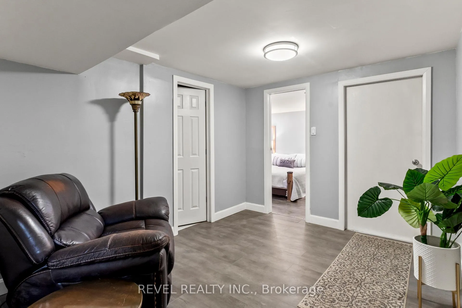 Photo 24 of 441 Crestwood Drive N, Oshawa, O'Neill — HOMEH