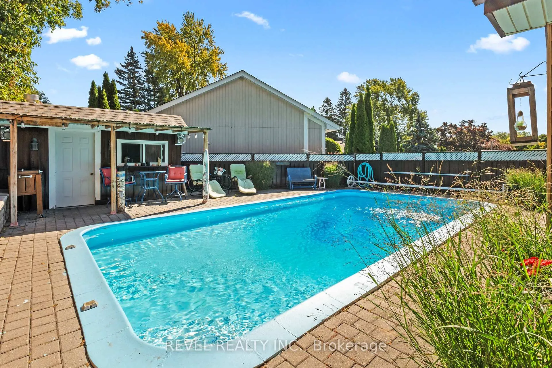 Photo 29 of 441 Crestwood Drive N, Oshawa, O'Neill — HOMEH