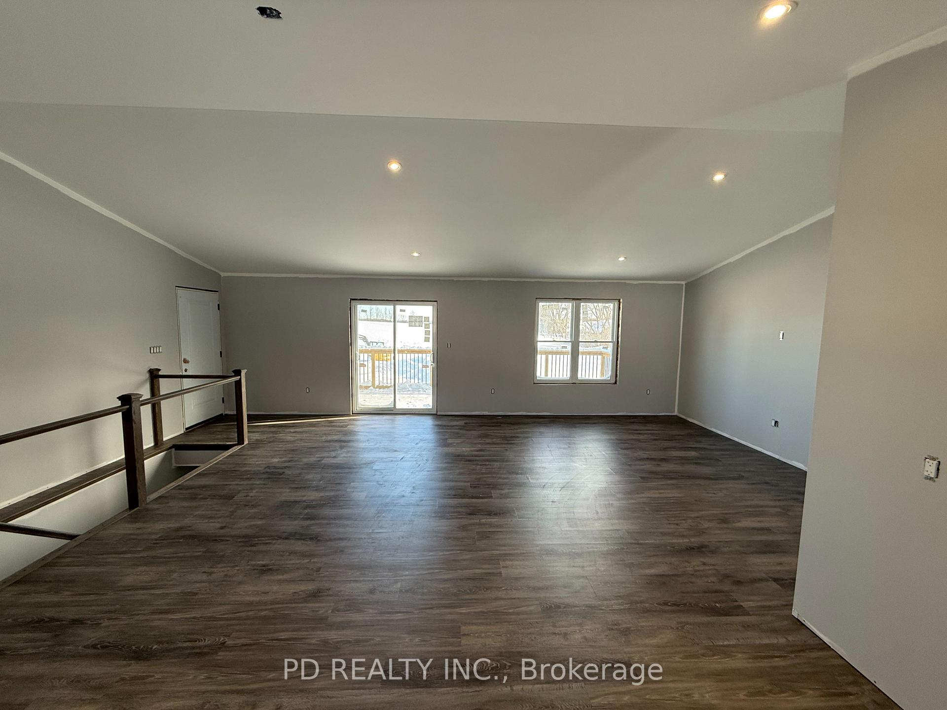 Photo 7 of 2455 Queen Mary Street, Cavan Monaghan, Cavan Twp — HOMEH