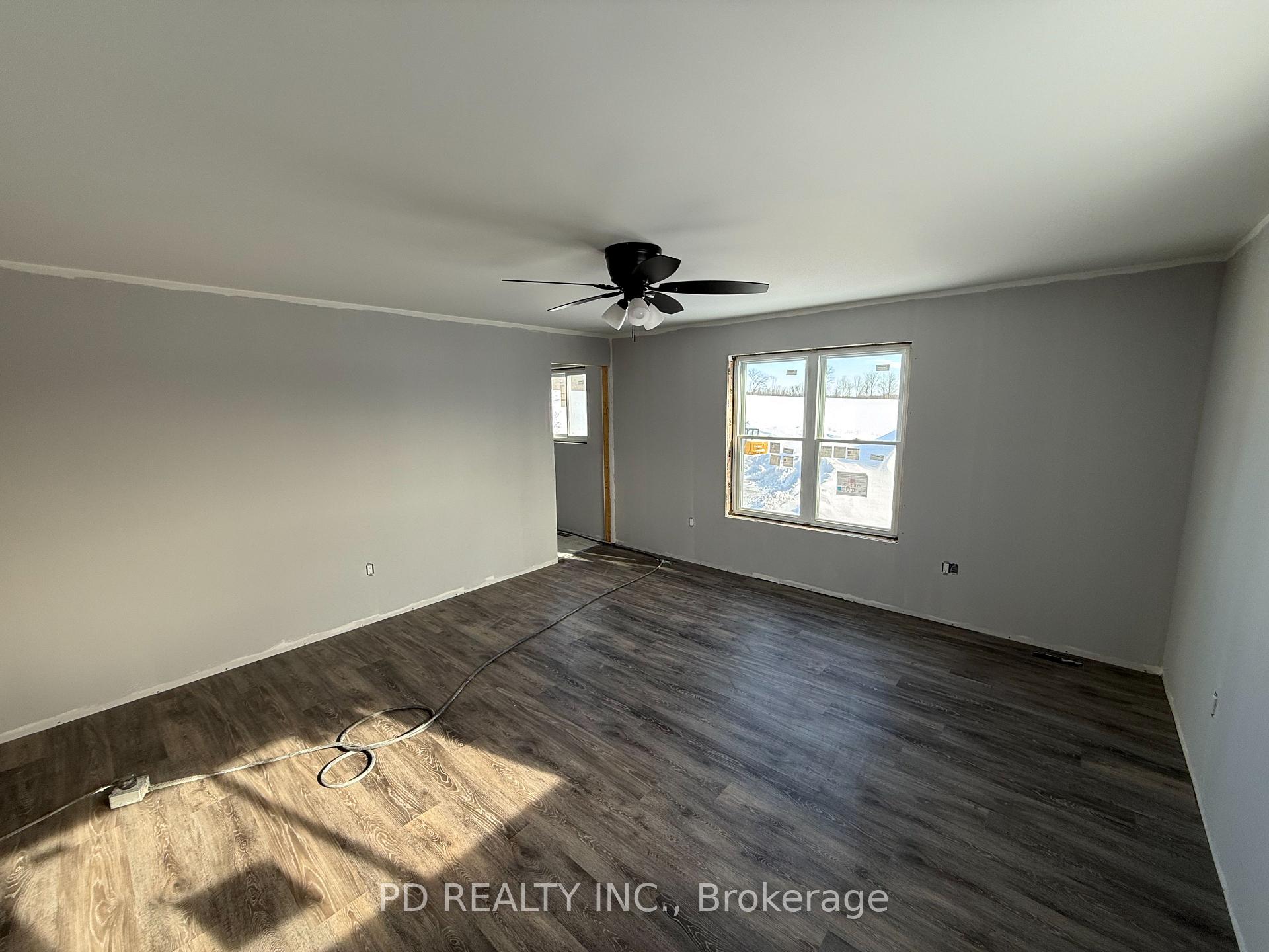 Photo 13 of 2455 Queen Mary Street, Cavan Monaghan, Cavan Twp — HOMEH