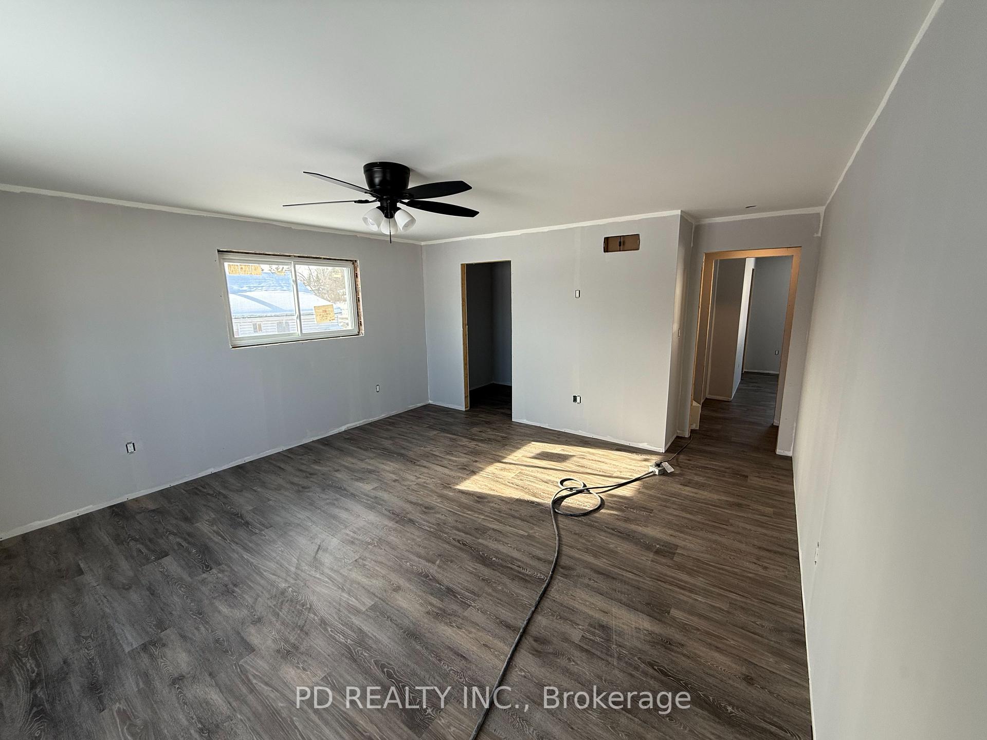 Photo 16 of 2455 Queen Mary Street, Cavan Monaghan, Cavan Twp — HOMEH