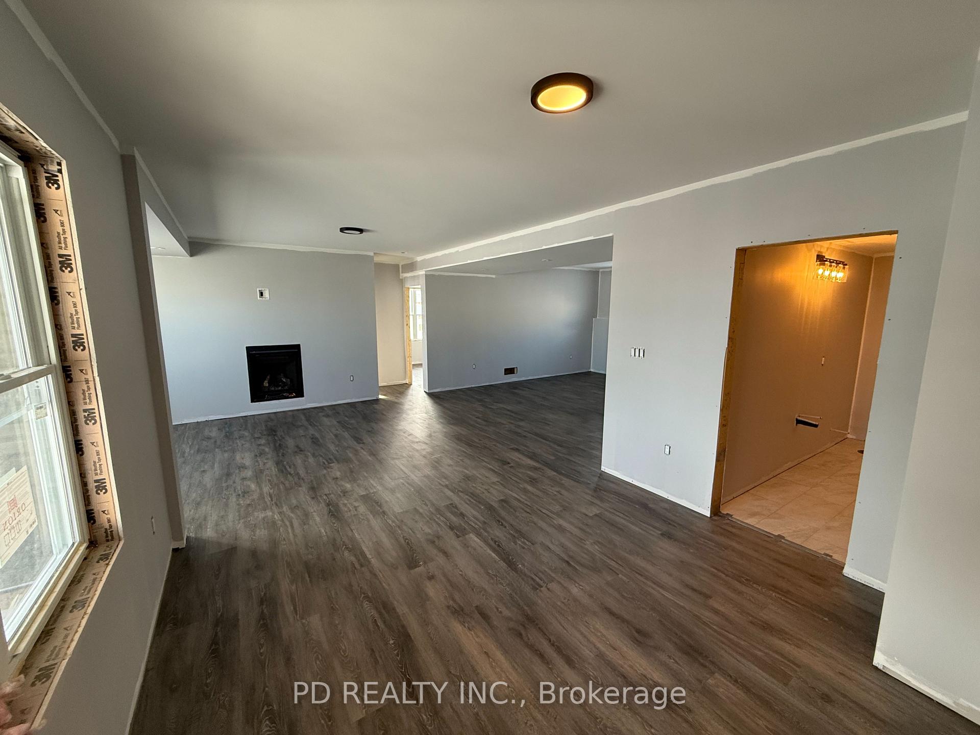 Photo 27 of 2455 Queen Mary Street, Cavan Monaghan, Cavan Twp — HOMEH