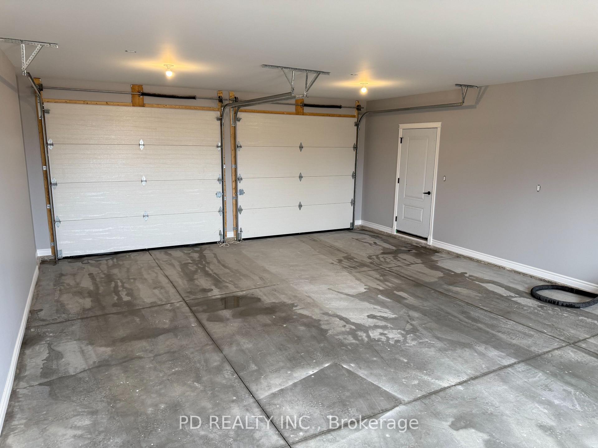 Photo 50 of 2455 Queen Mary Street, Cavan Monaghan, Cavan Twp — HOMEH