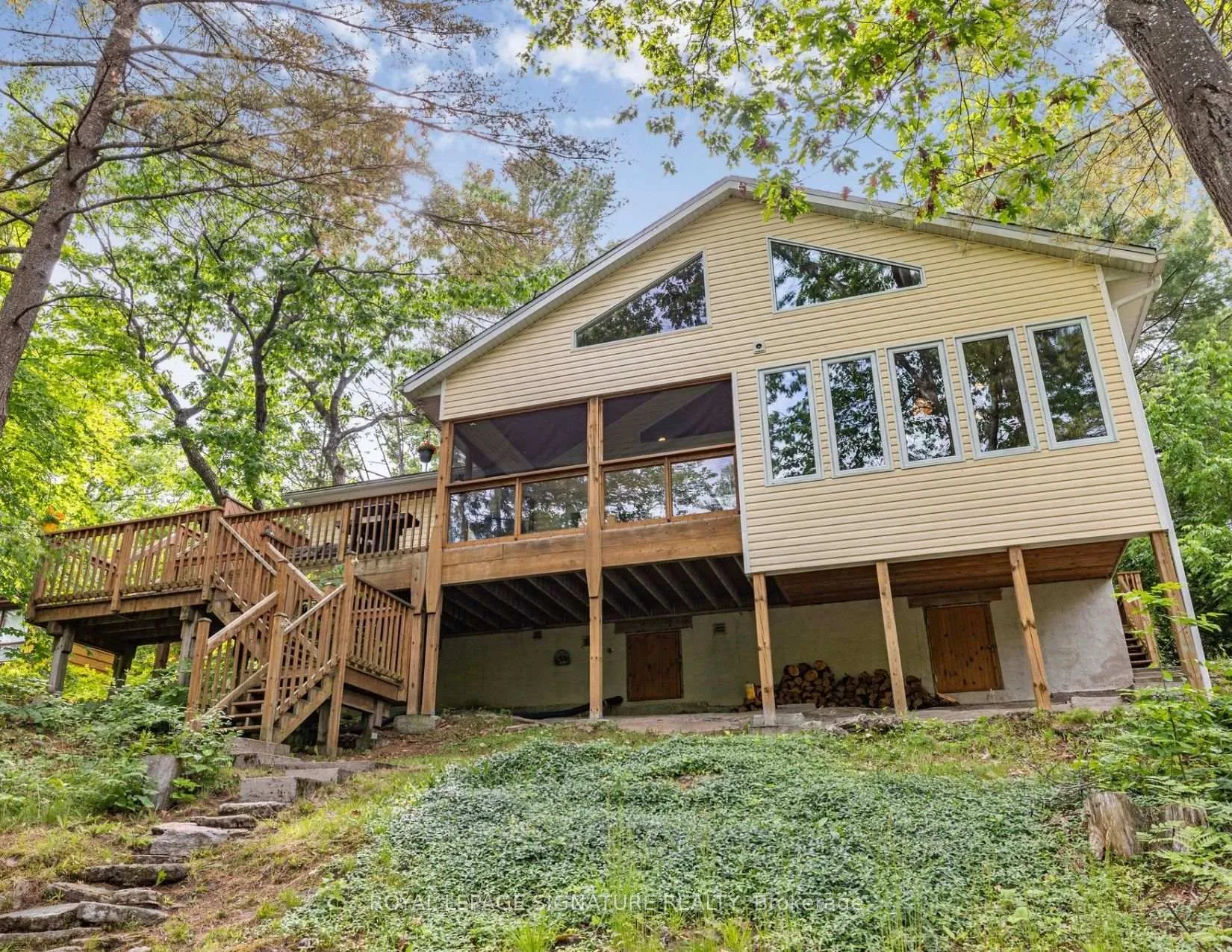 Photo 9 of 3309 Riverdale Drive, Severn, Washago — HOMEH