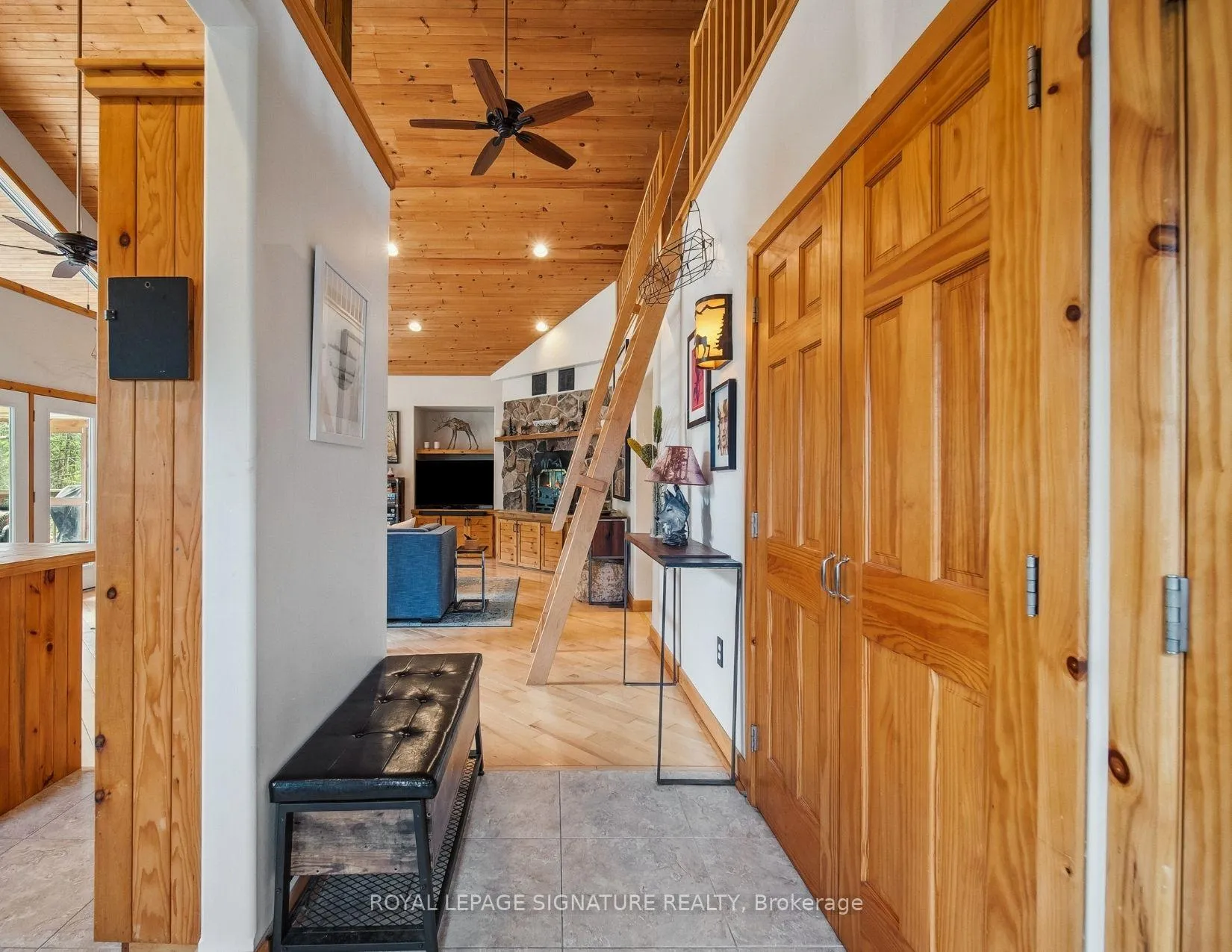 Photo 18 of 3309 Riverdale Drive, Severn, Washago — HOMEH