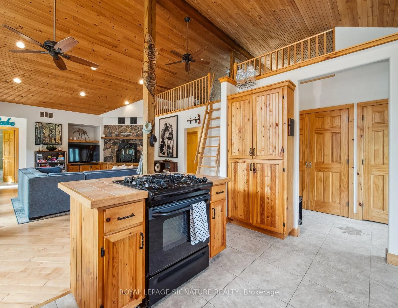 Photo 21 of 3309 Riverdale Drive, Severn, Washago — HOMEH