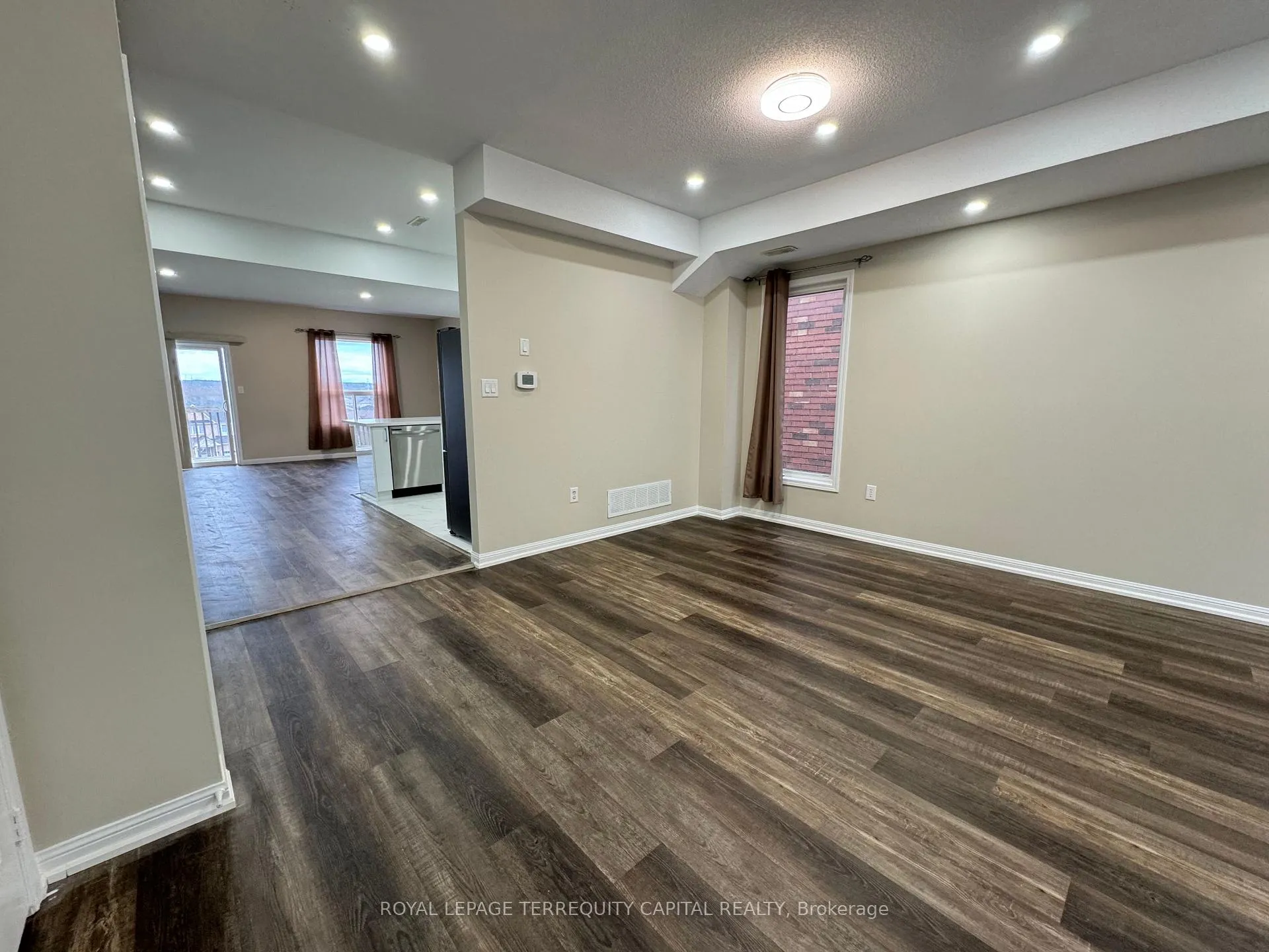 Photo 5 of Unit A, 349 Edgehill Drive, Barrie, Ardagh — HOMEH