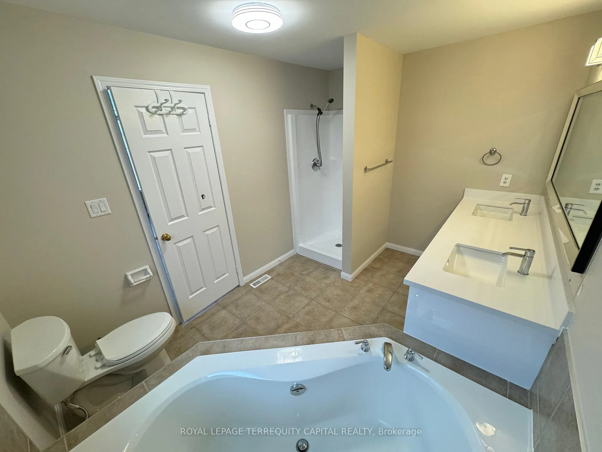 Photo 18 of Unit A, 349 Edgehill Drive, Barrie, Ardagh — HOMEH