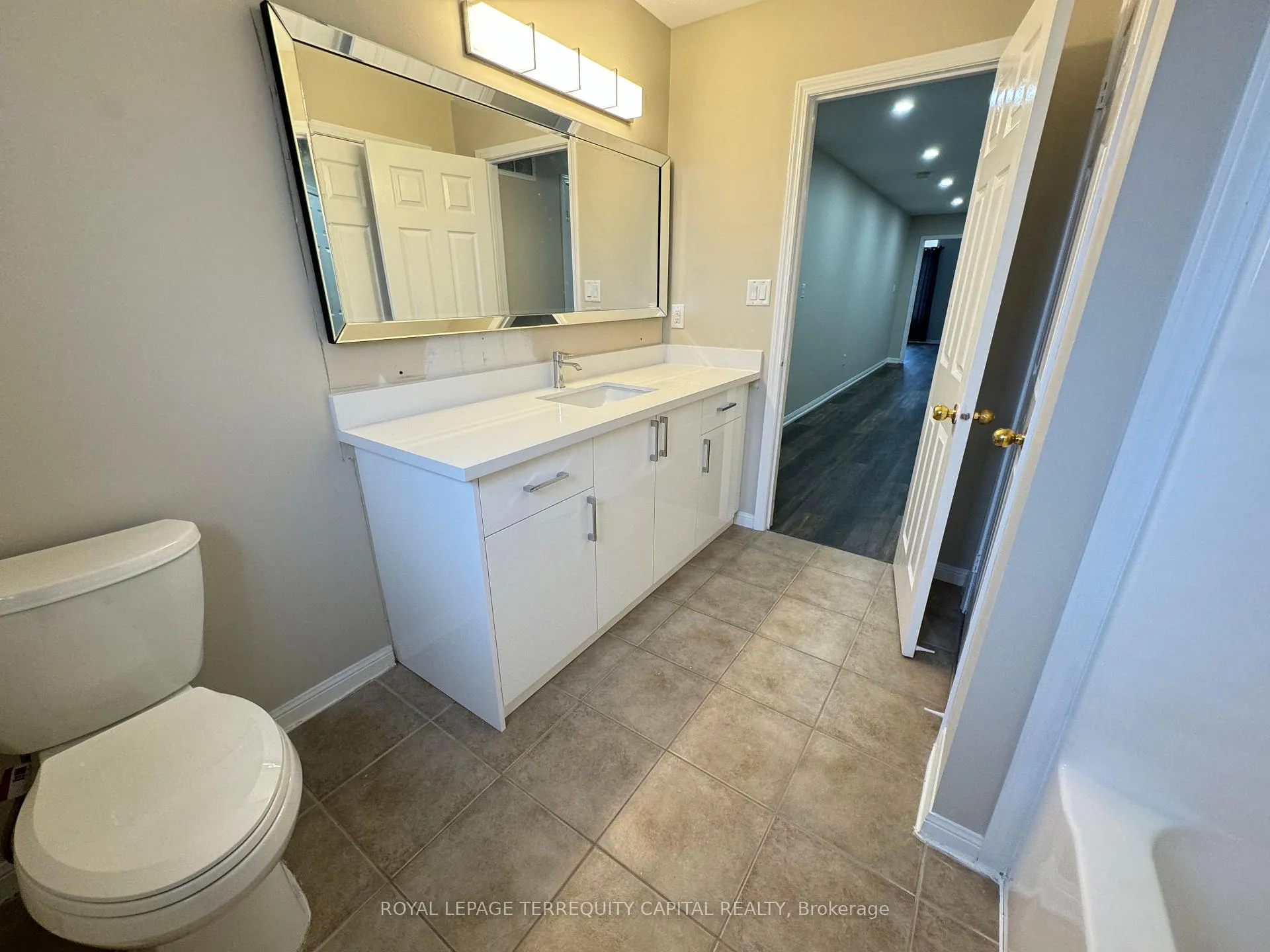 Photo 29 of Unit A, 349 Edgehill Drive, Barrie, Ardagh — HOMEH