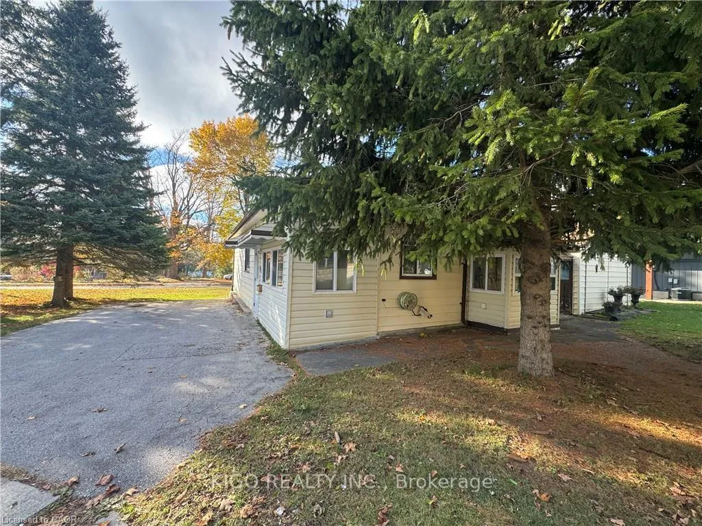 Photo 3 of 115 Diagonal Road, North Huron, Wingham — HOMEH