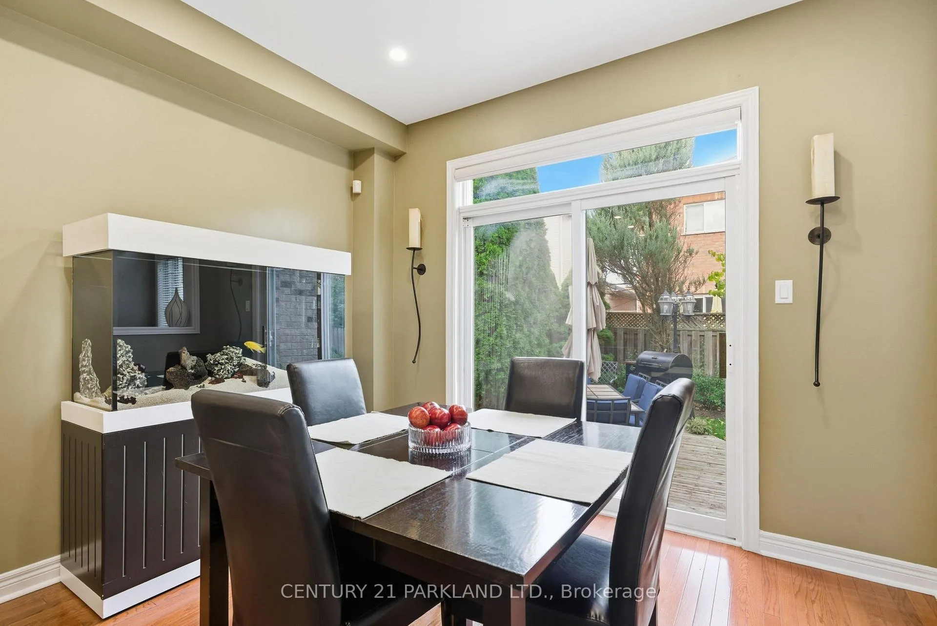 Photo 10 of 18 Turnbridge Road, Aurora, Bayview Wellington — HOMEH