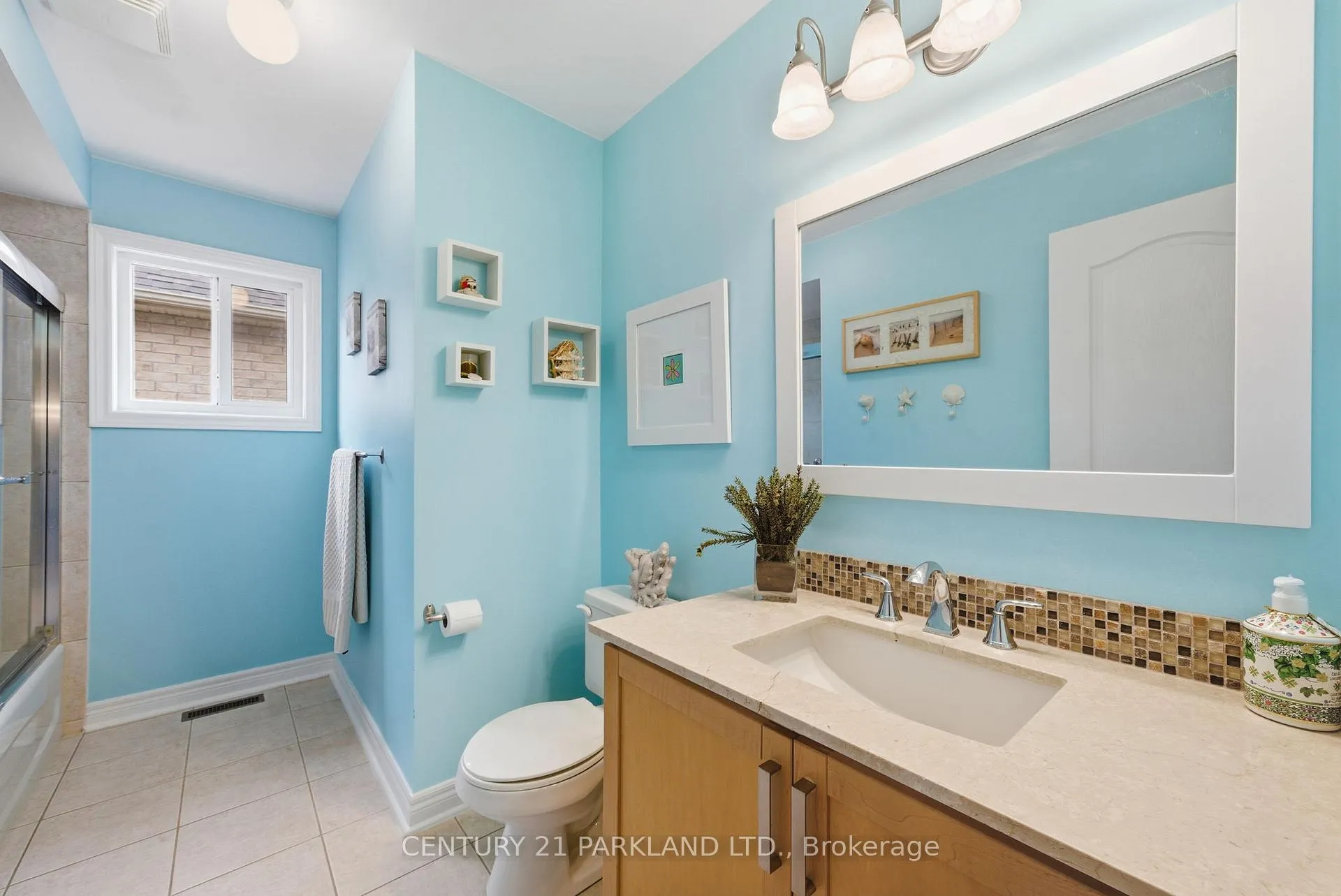 Photo 20 of 18 Turnbridge Road, Aurora, Bayview Wellington — HOMEH