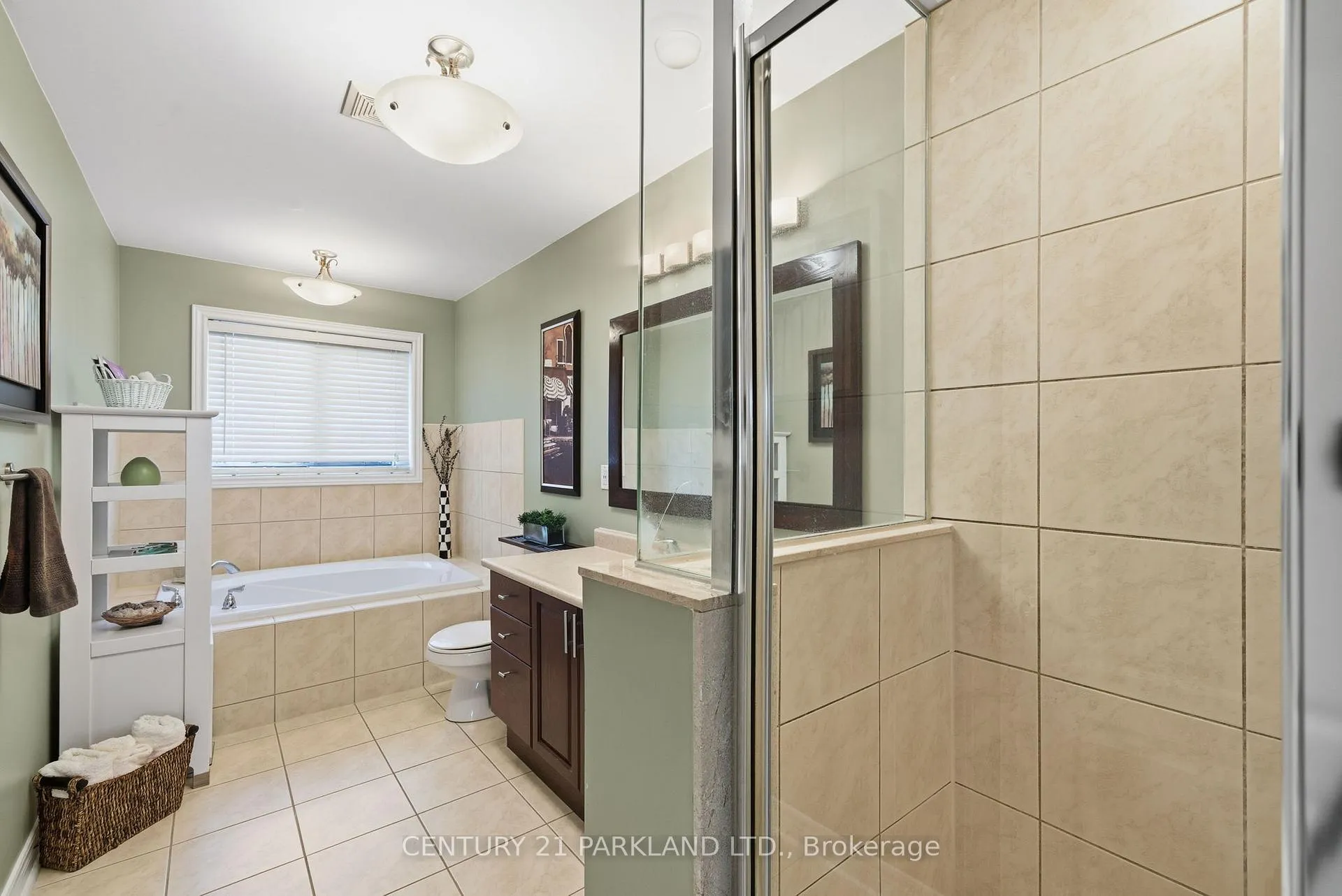 Photo 29 of 18 Turnbridge Road, Aurora, Bayview Wellington — HOMEH