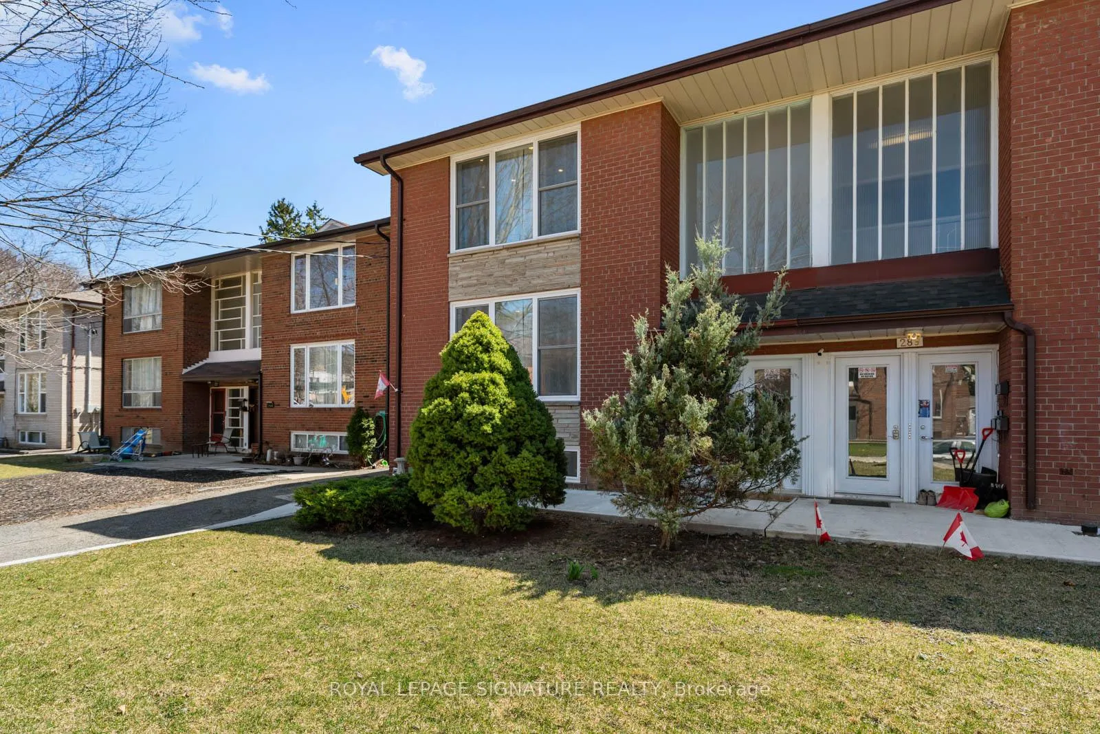 Photo 6 of Unit Main, 291 Glenforest Road, Toronto, Lawrence Park North — HOMEH