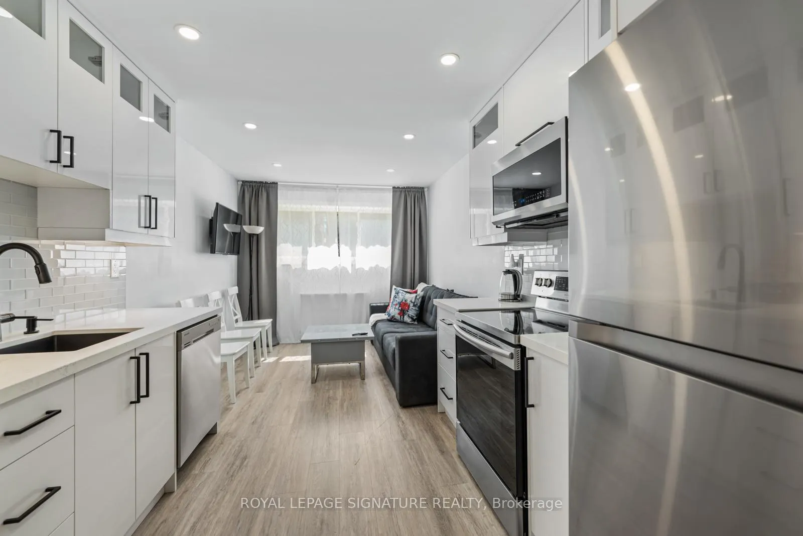Photo 15 of Unit Main, 291 Glenforest Road, Toronto, Lawrence Park North — HOMEH