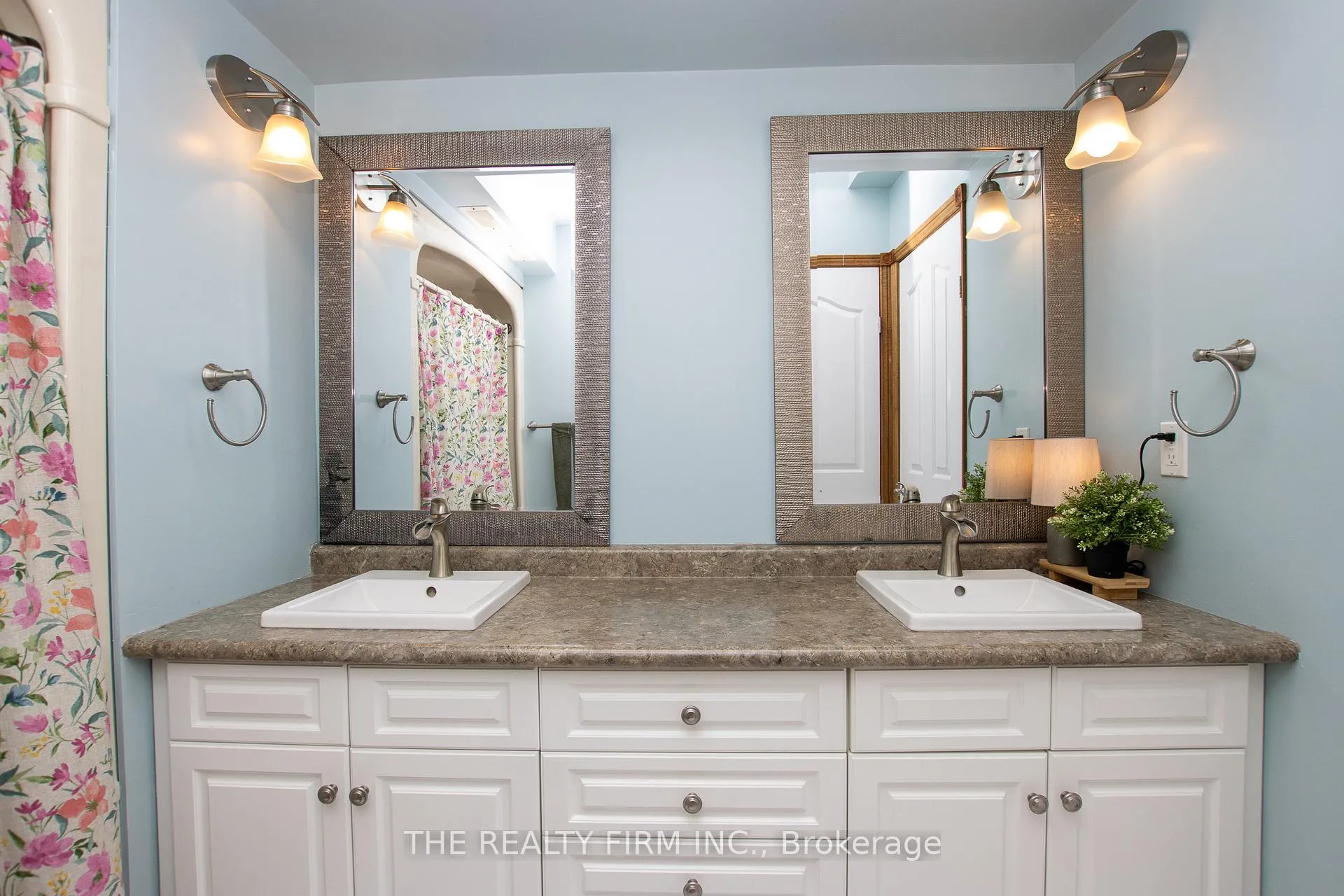Photo 25 of 145 Walker Street, West Elgin, West Lorne — HOMEH