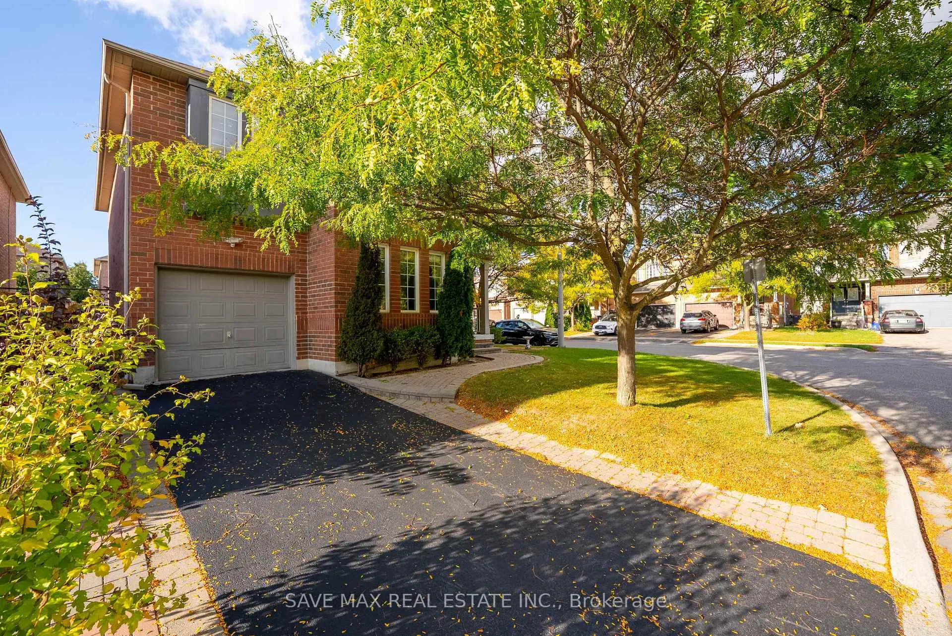 Front of 87 Luella Crescent