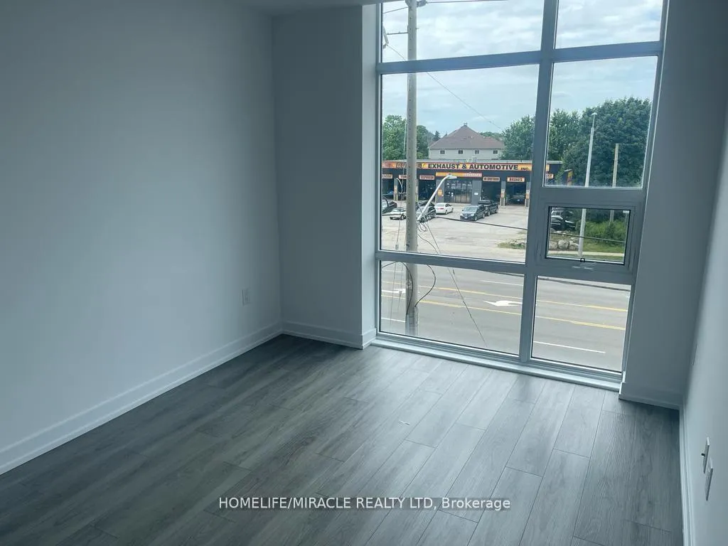 Photo 11 of Unit 307, 460 Dundas Street E, Hamilton, Waterdown — HOMEH