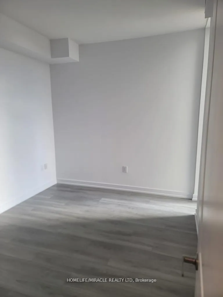 Photo 19 of Unit 307, 460 Dundas Street E, Hamilton, Waterdown — HOMEH
