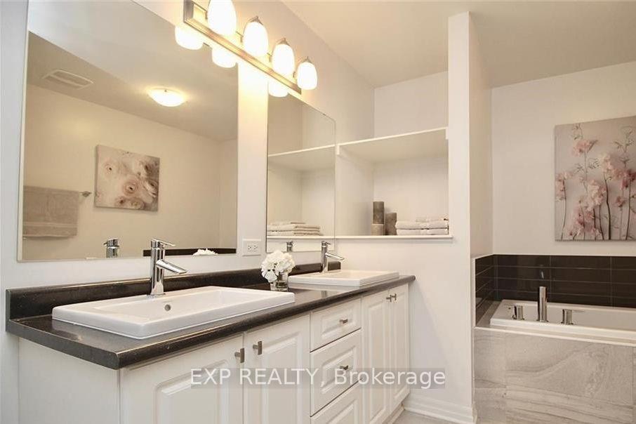 Photo 15 of 1020 Cobble Hill Drive, Ottawa, Barrhaven - Cedargrove/Fraserdale — HOMEH