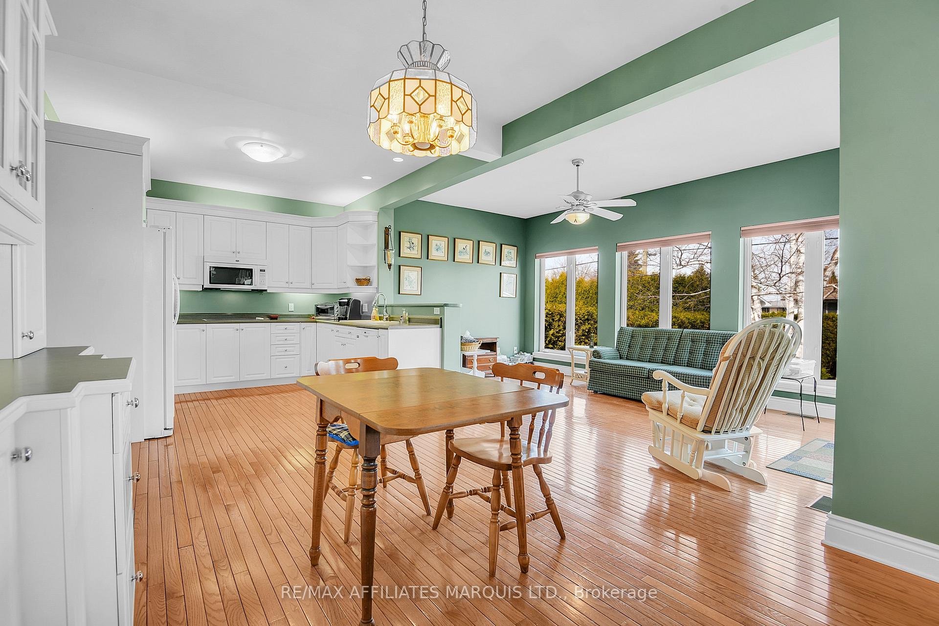 Photo 12 of 540 Joanne Crescent, Cornwall — HOMEH