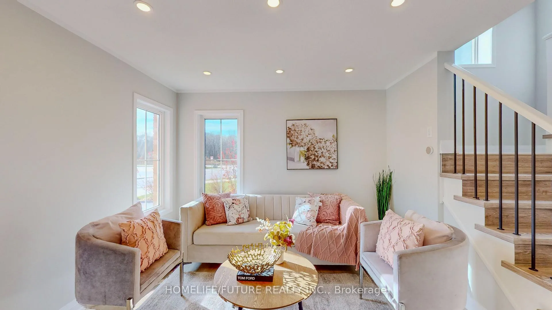 Photo 3 of 350 Seabrook Drive, Kitchener — HOMEH