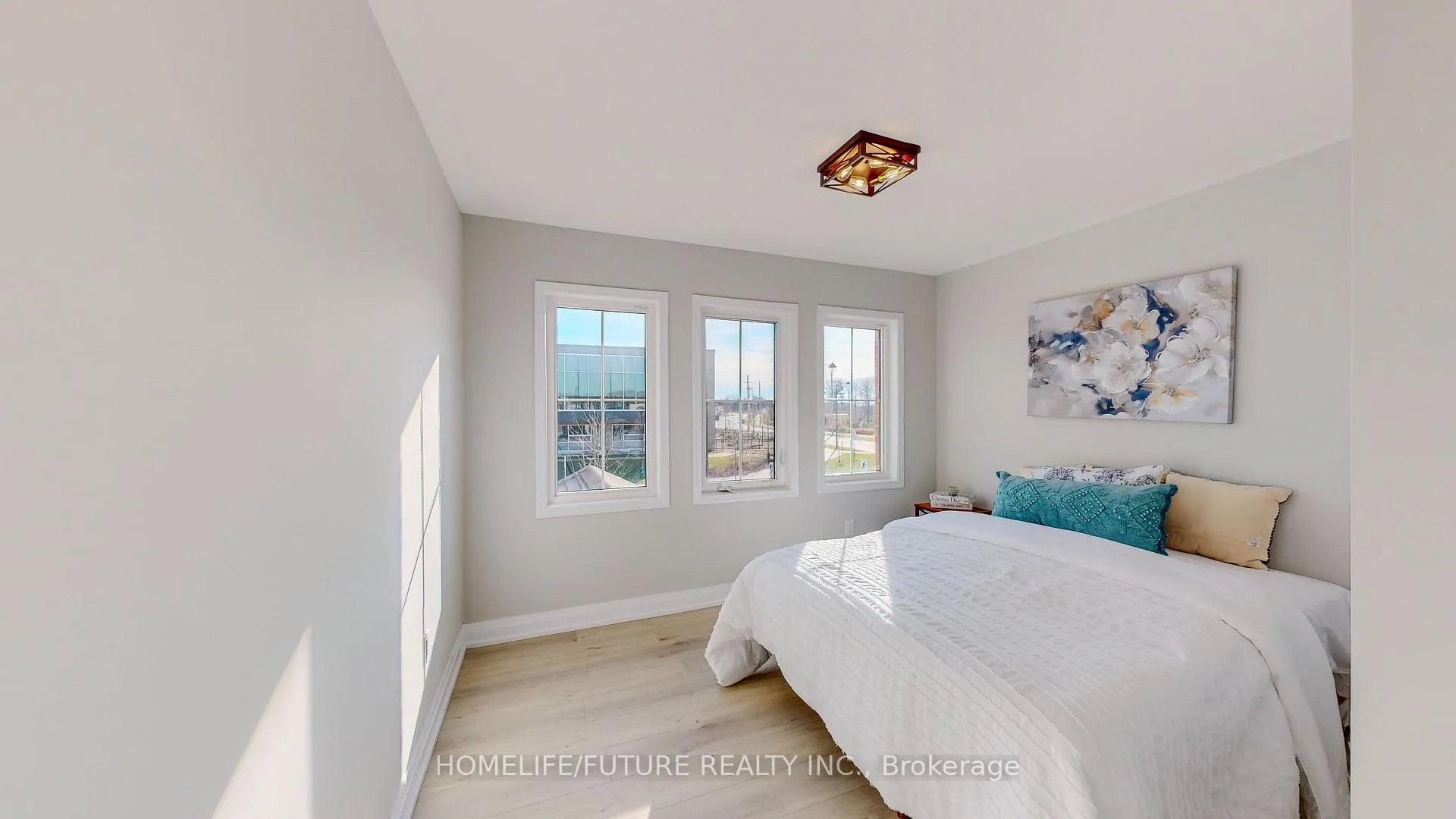 Photo 23 of 350 Seabrook Drive, Kitchener — HOMEH