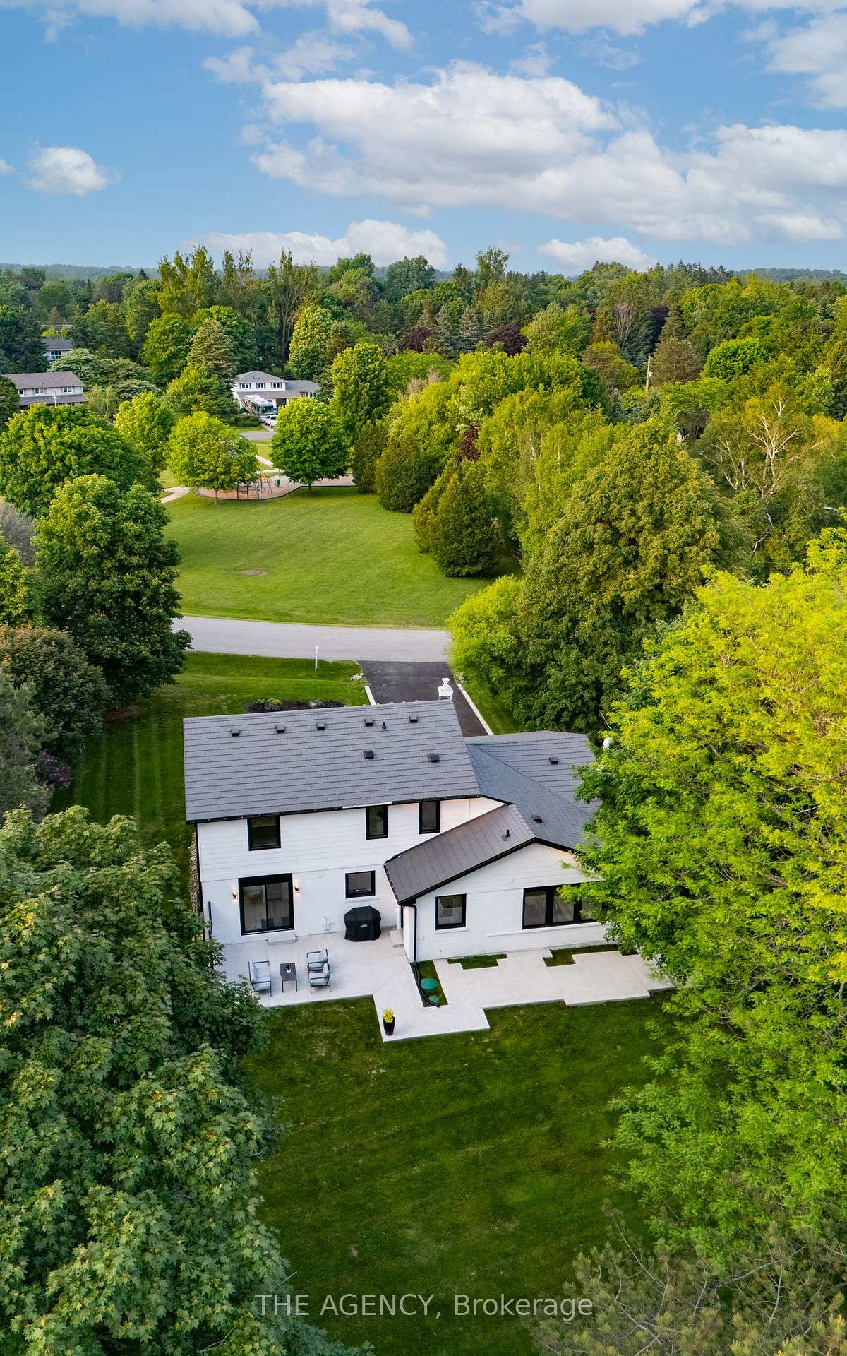 Photo 26 of 19 Maple Grove Road, Caledon, Caledon Village — HOMEH