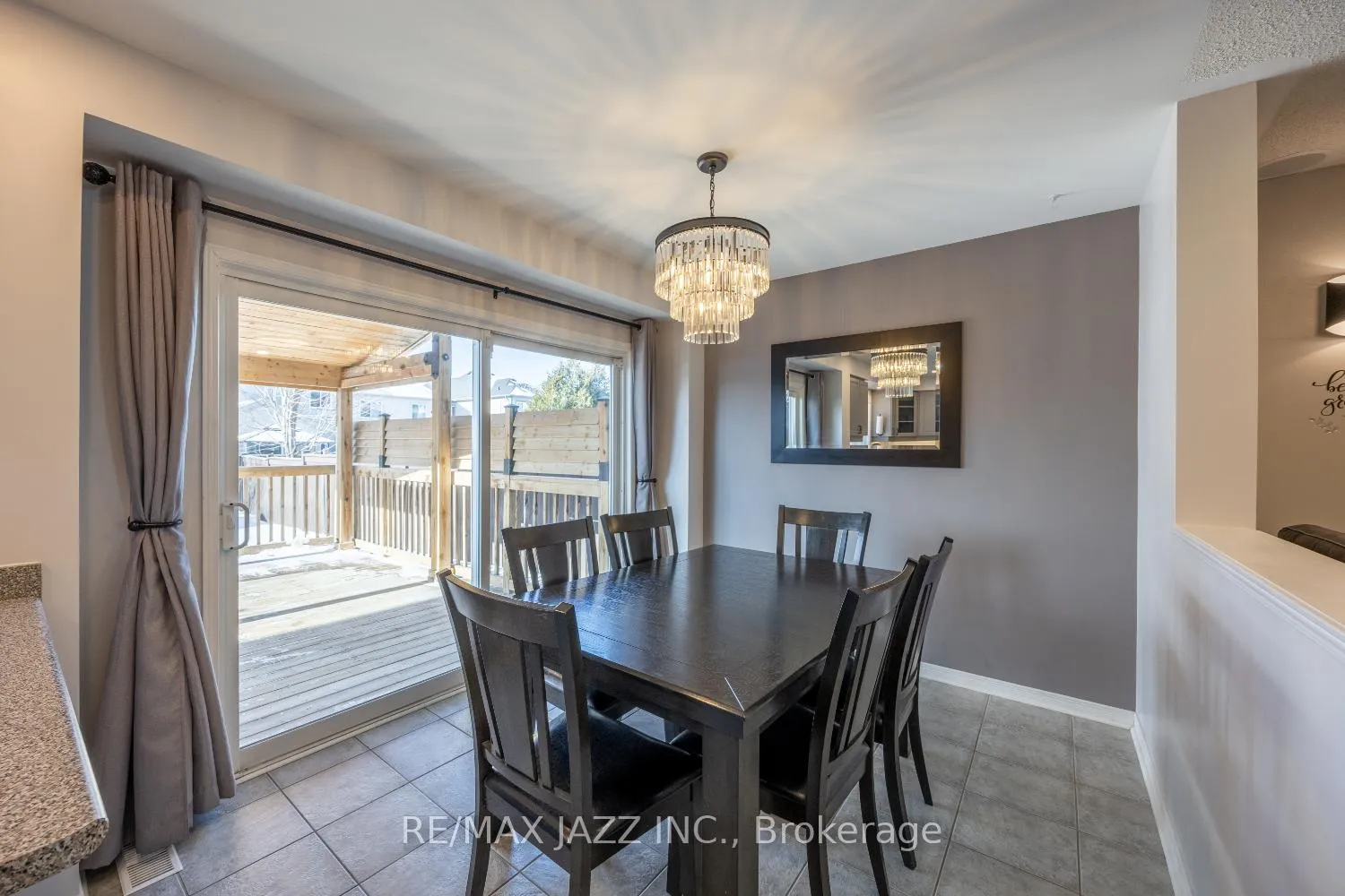 Photo 11 of 50 Honeyman Drive, Clarington, Bowmanville — HOMEH