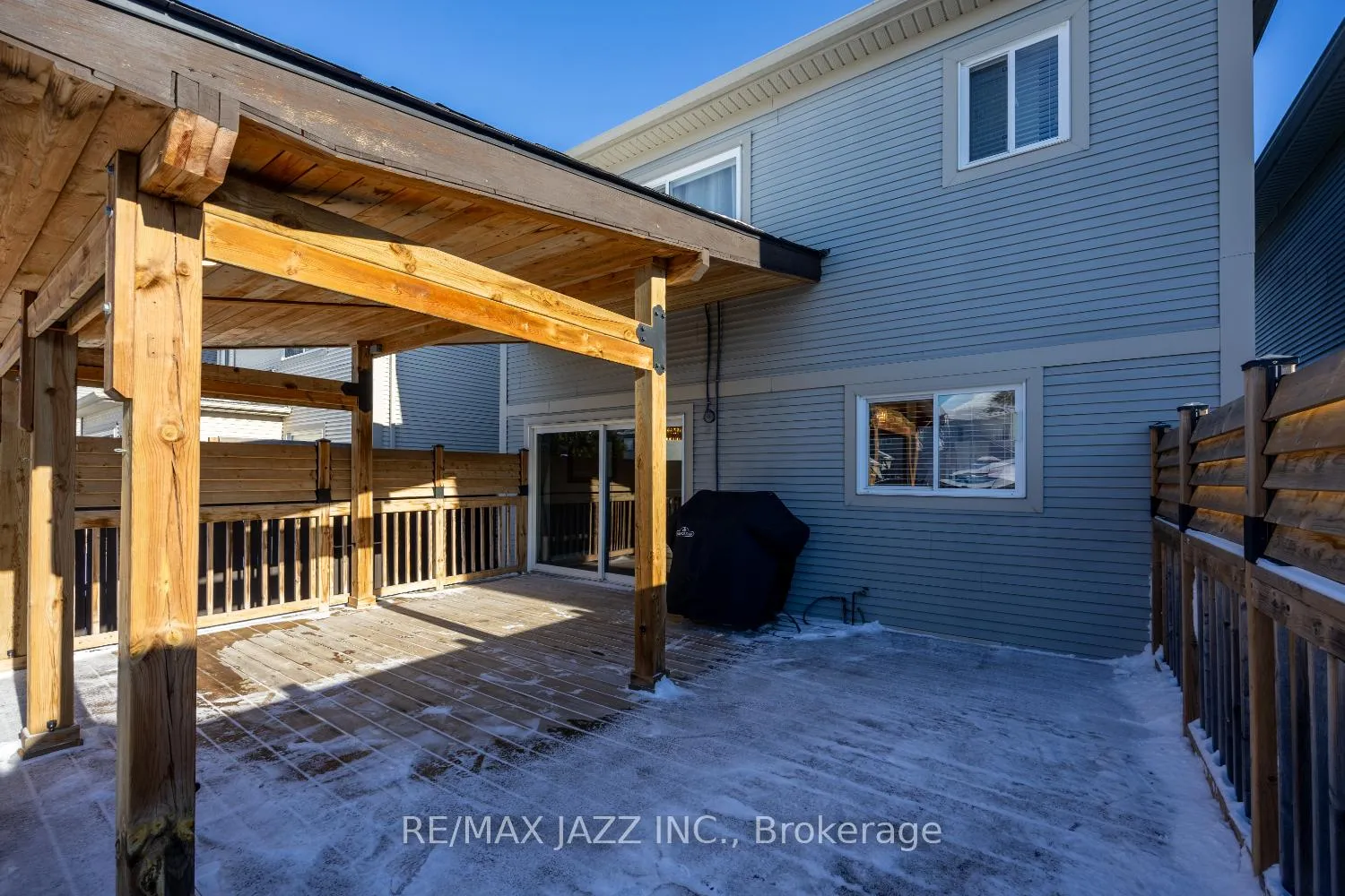 Photo 26 of 50 Honeyman Drive, Clarington, Bowmanville — HOMEH