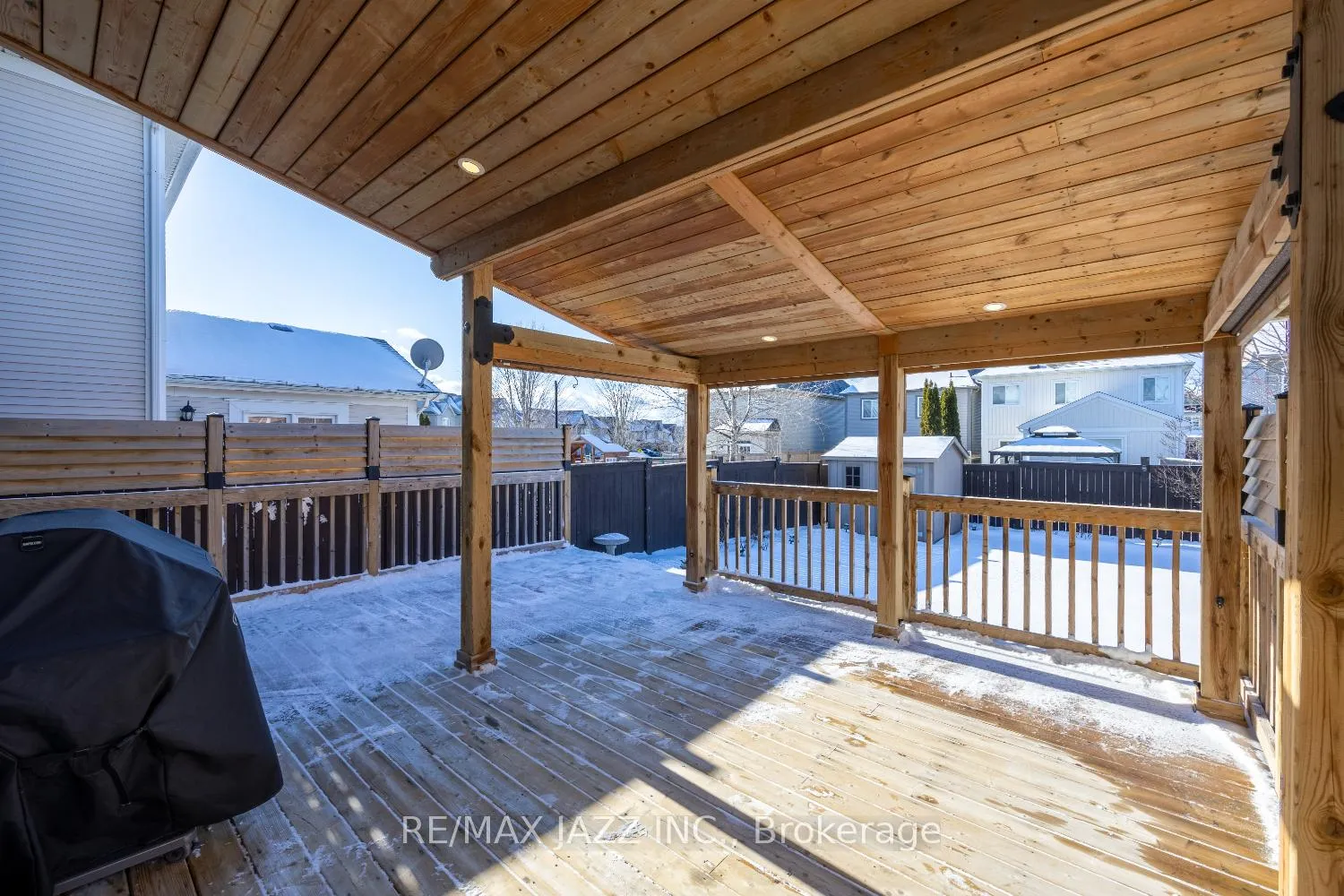 Photo 27 of 50 Honeyman Drive, Clarington, Bowmanville — HOMEH