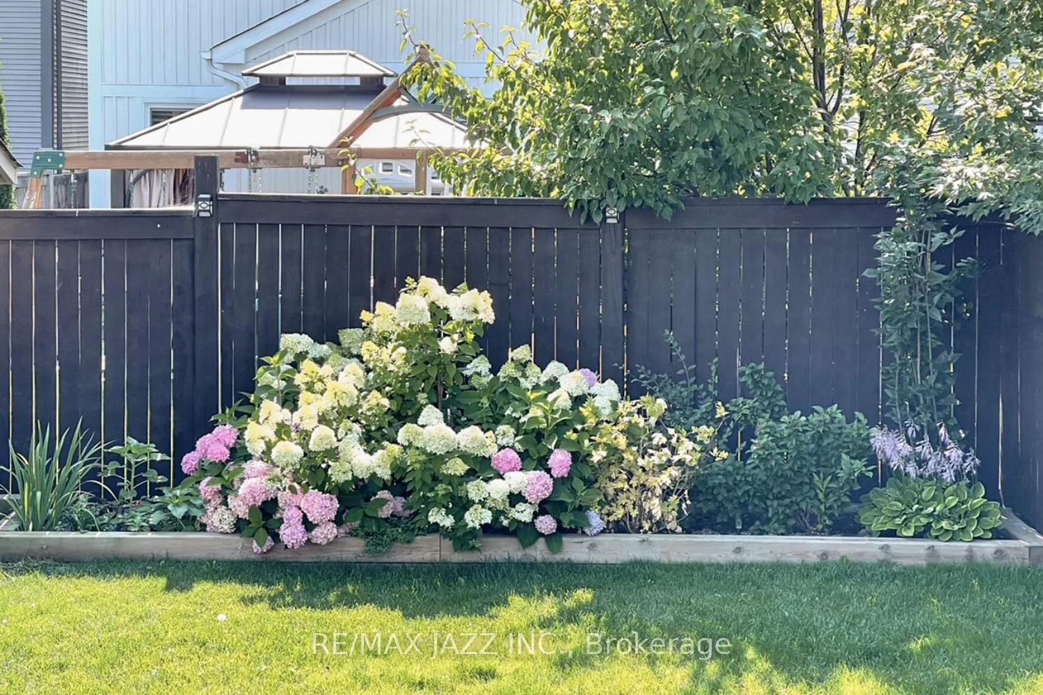 Photo 30 of 50 Honeyman Drive, Clarington, Bowmanville — HOMEH