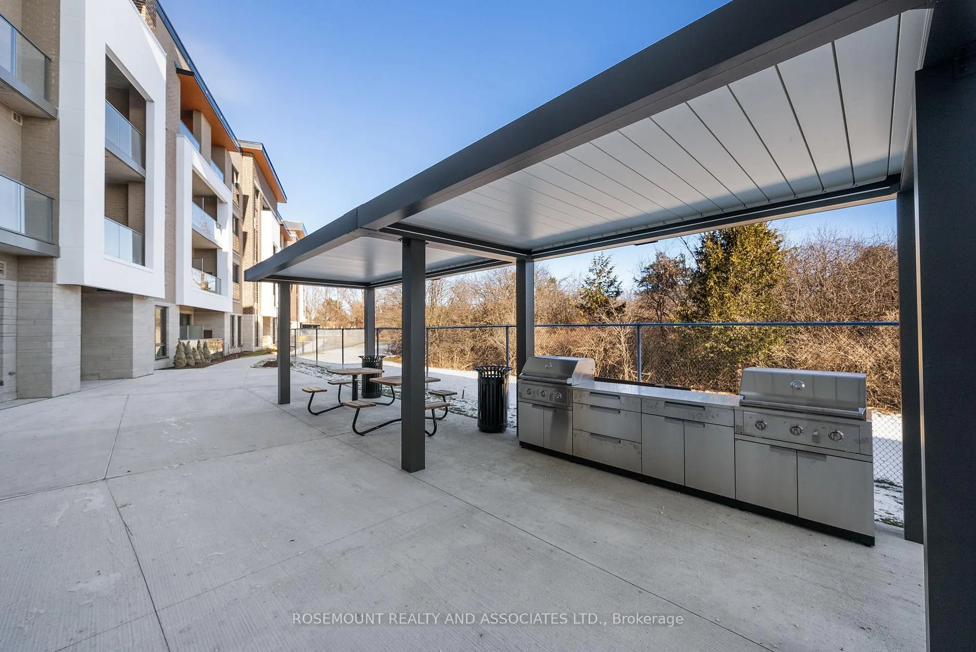 Photo 32 of Unit 221, 385 Arctic red Drive, Oshawa, Windfields — HOMEH
