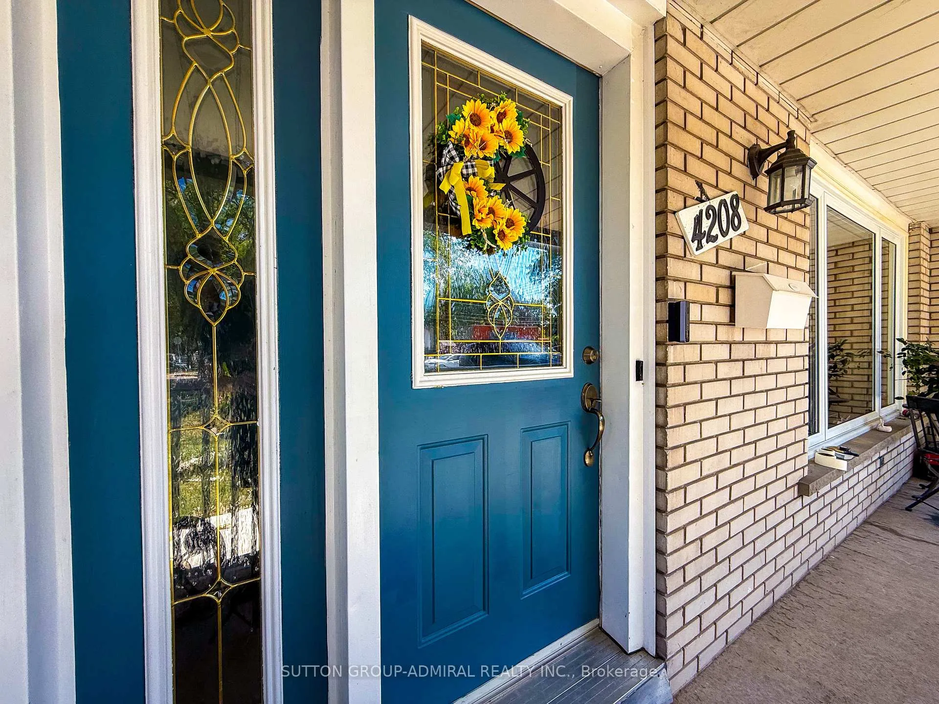 Photo 6 of 4208 Dorchester Road, Niagara Falls, Morrison — HOMEH