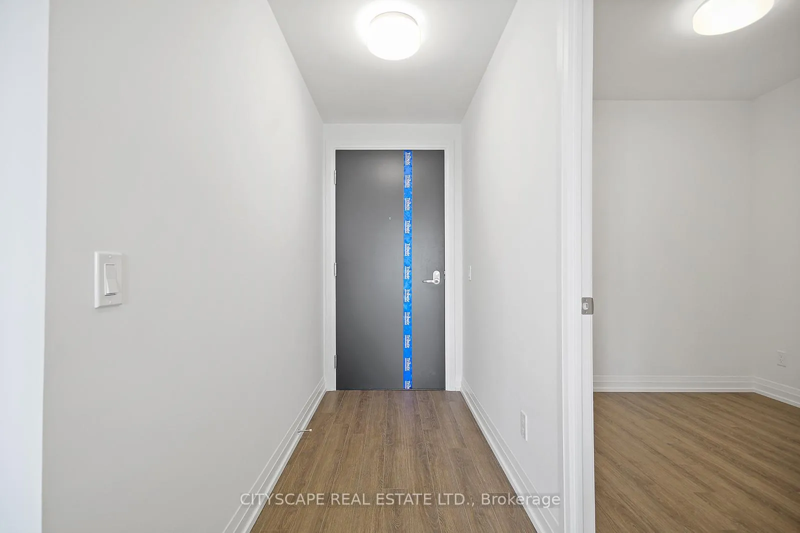Photo 3 of Unit 1611, 286 Main Street, Toronto, East End-Danforth — HOMEH