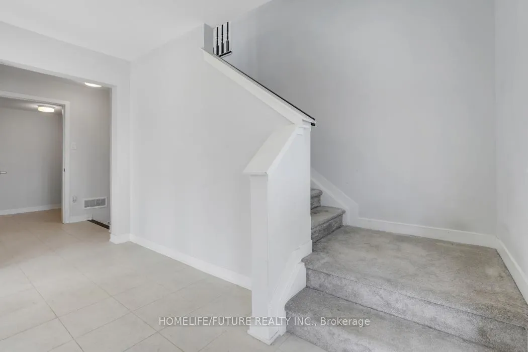 Photo 13 of 651 Cygnus Street, Ottawa, Barrhaven - Half Moon Bay — HOMEH