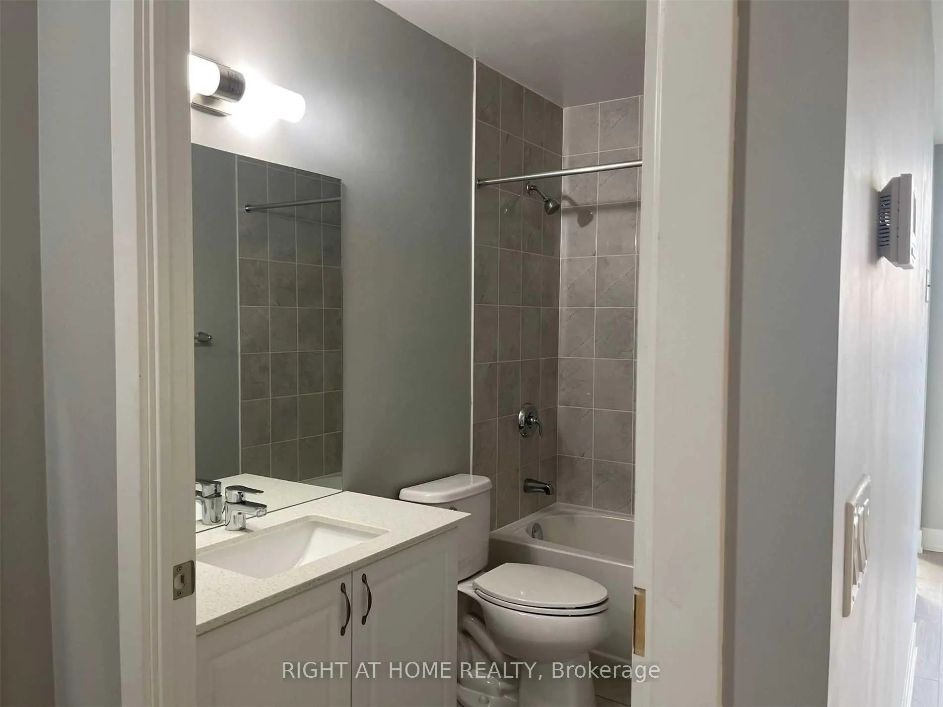 Photo 6 of Unit LP08, 1255 Bayly Street, Pickering, Bay Ridges — HOMEH
