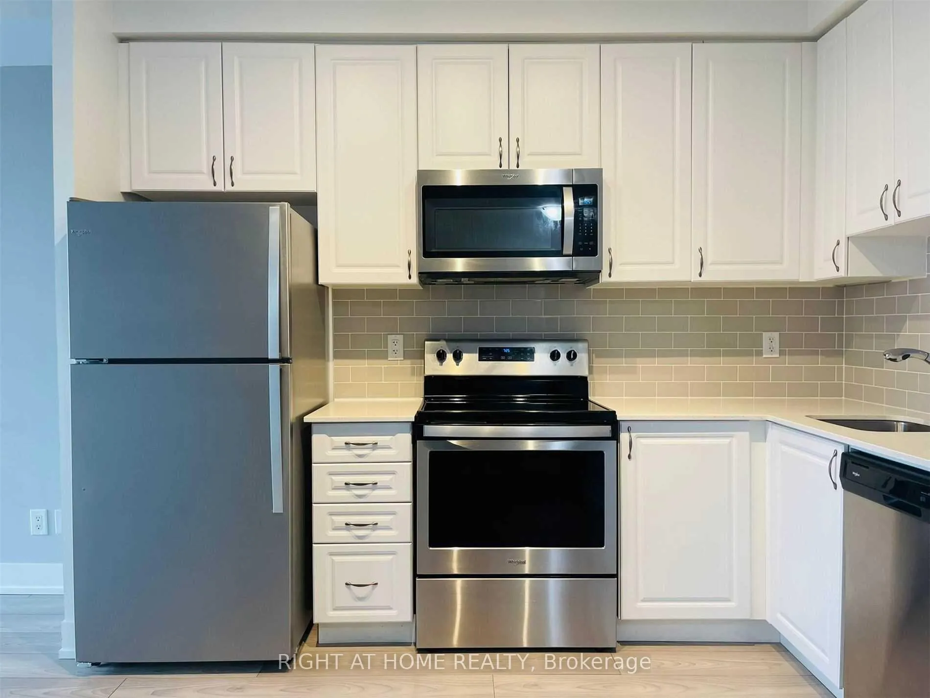 Photo 7 of Unit LP08, 1255 Bayly Street, Pickering, Bay Ridges — HOMEH