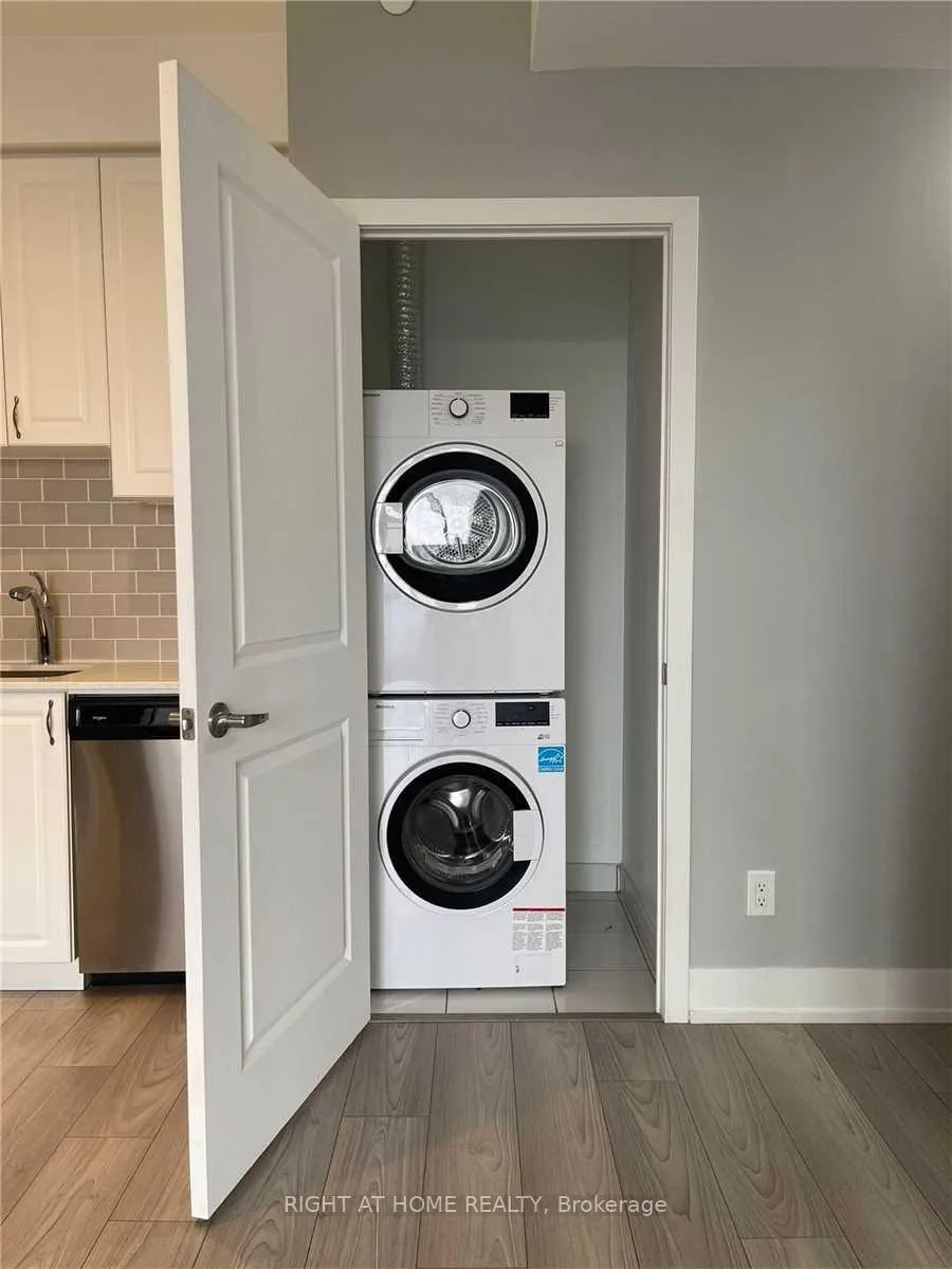 Photo 8 of Unit LP08, 1255 Bayly Street, Pickering, Bay Ridges — HOMEH
