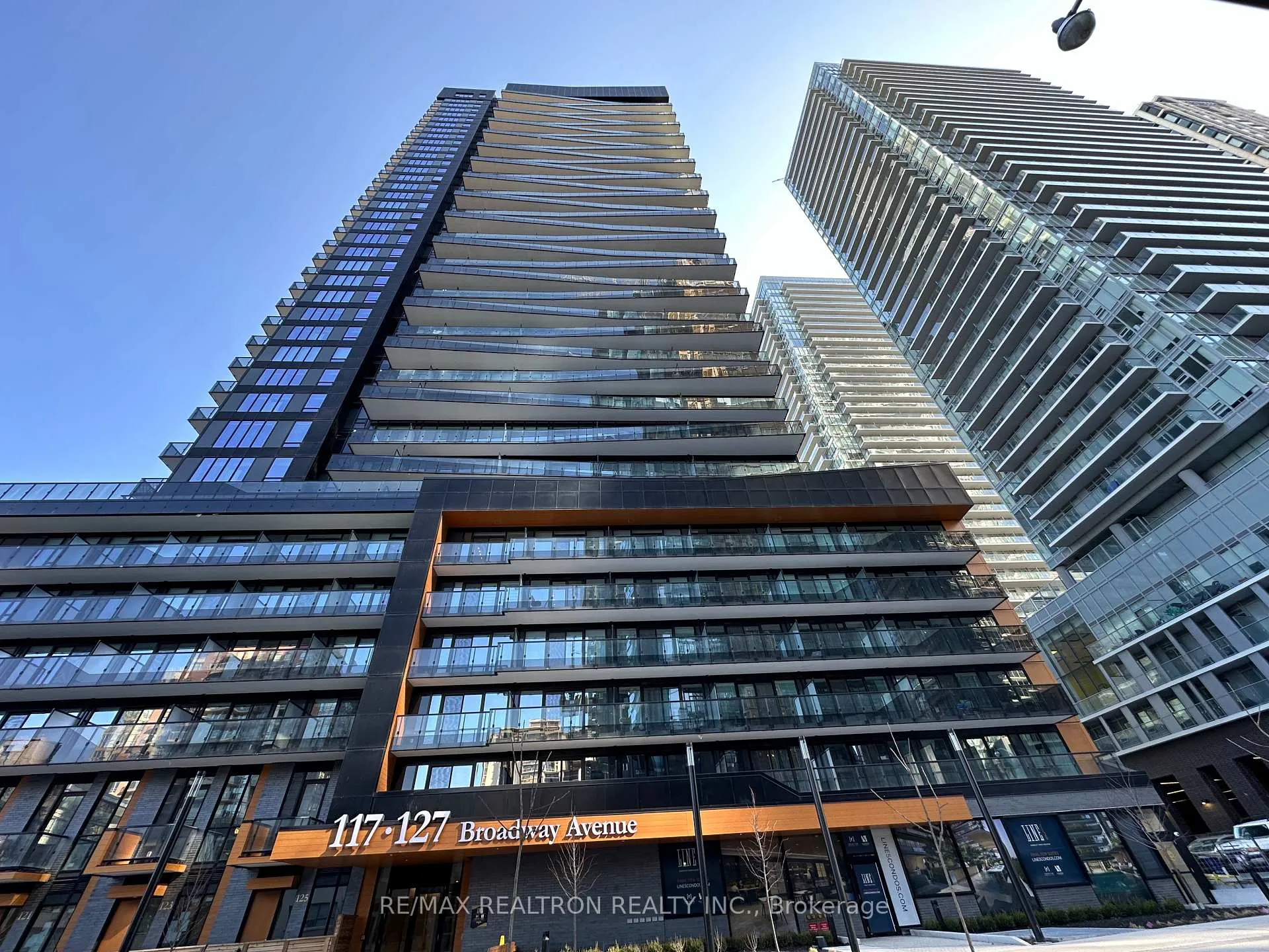 Front of Unit 2805, 127 Broadway Avenue