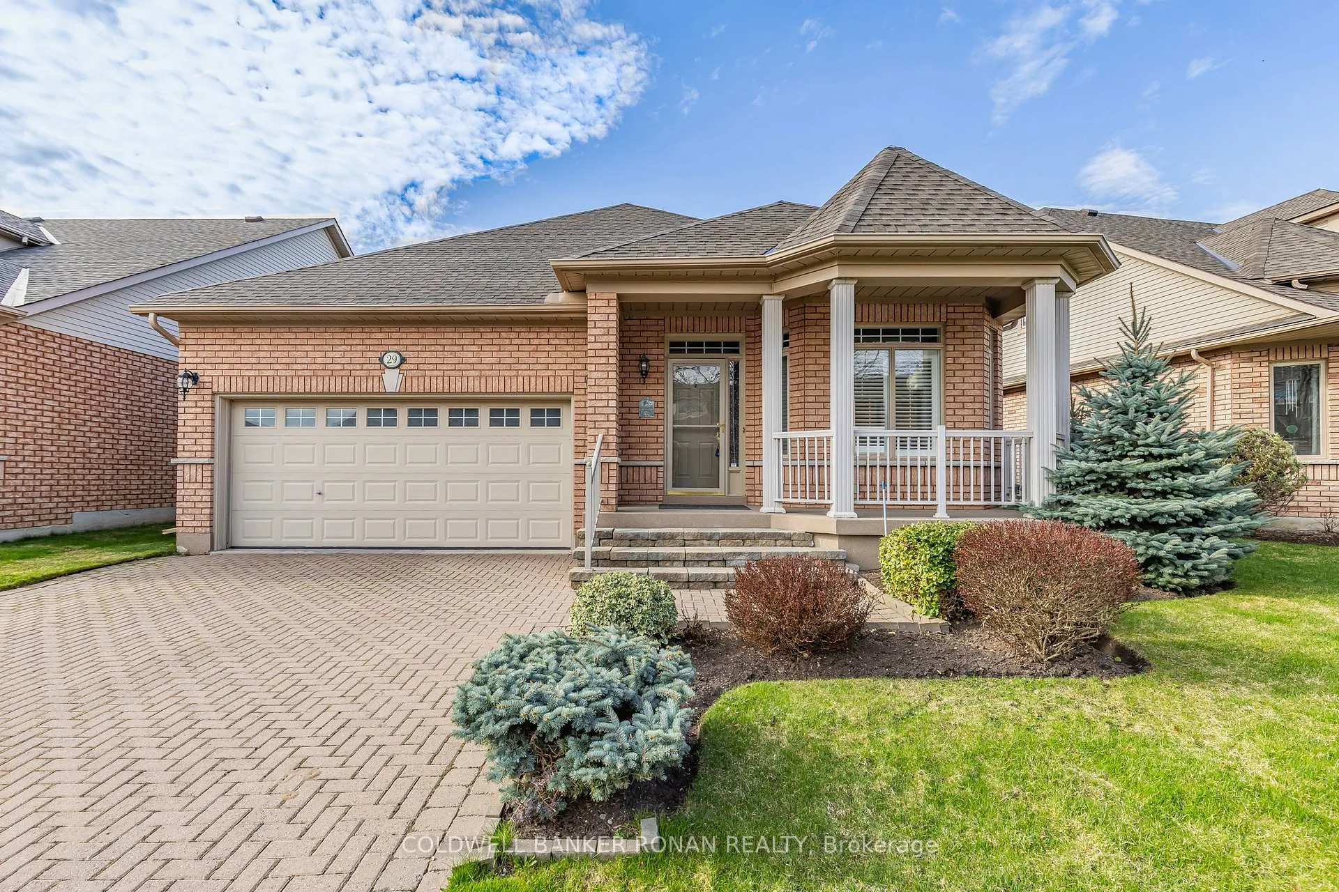 Photo 4 of 29 Briar Gate Way, New Tecumseth, Alliston — HOMEH