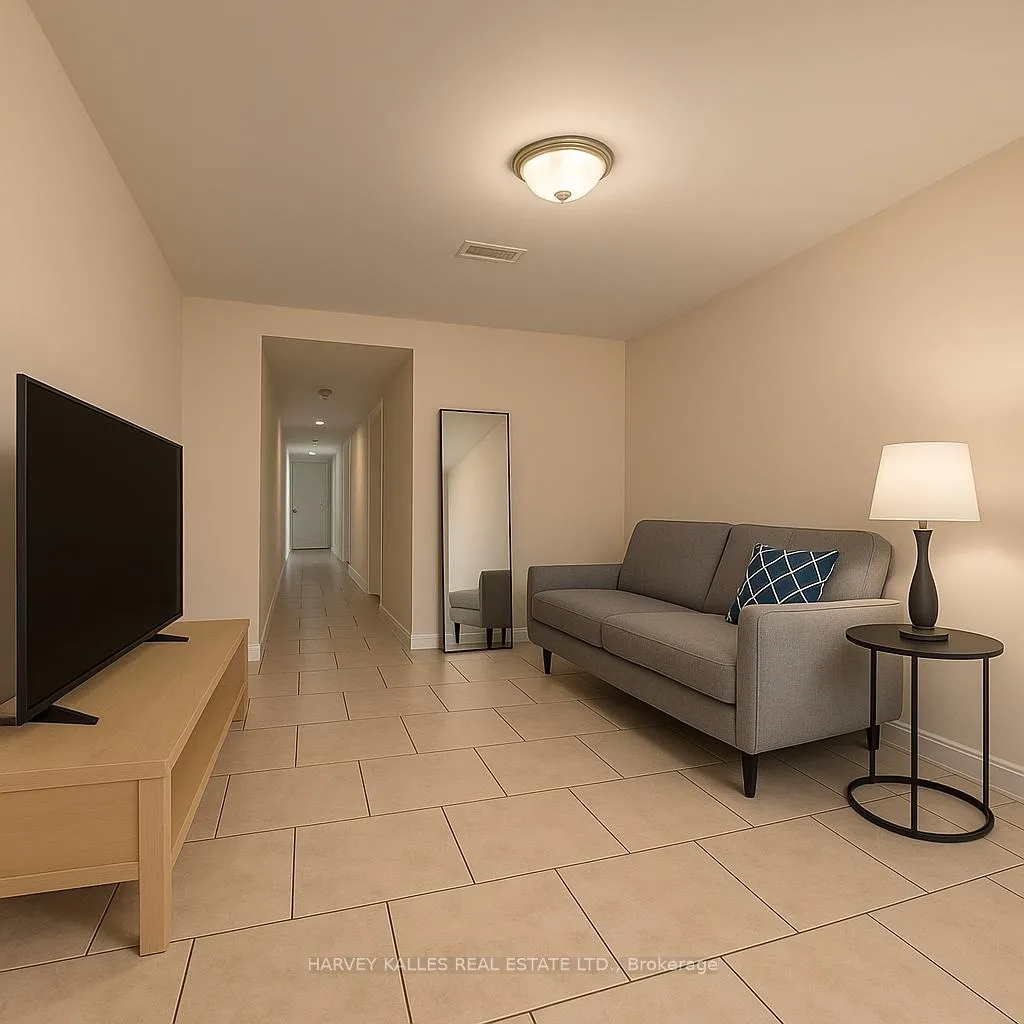 Front of Unit Lower, 47 Santa Barbara Road