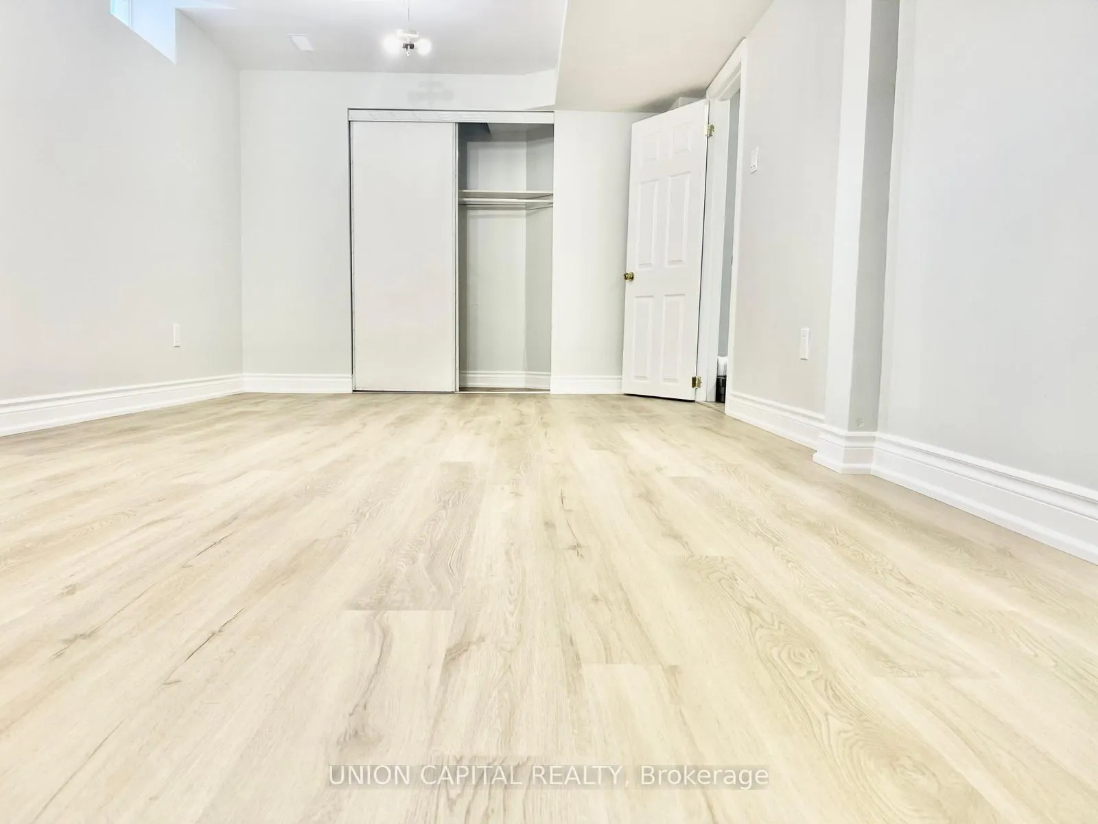 Photo 6 of Unit Lower, 19 Devonshire Avenue, Markham, Milliken Mills East — HOMEH