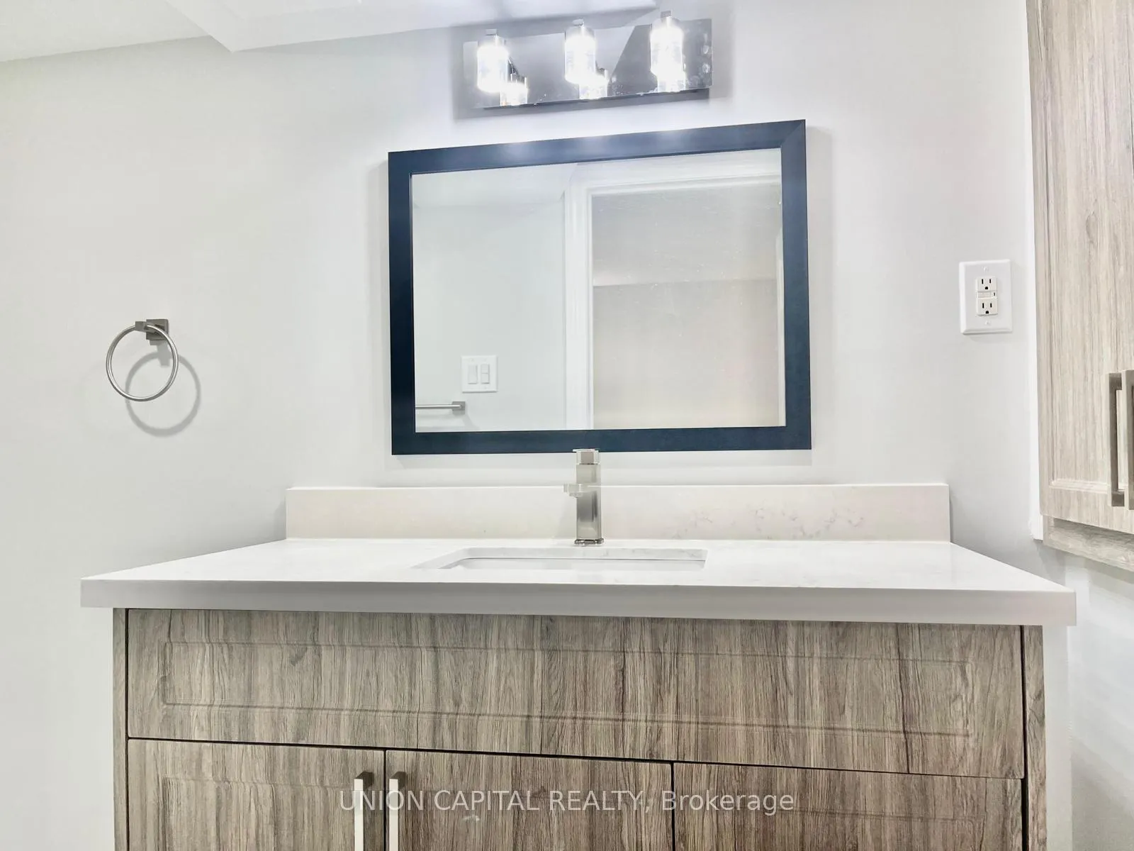 Photo 12 of Unit Lower, 19 Devonshire Avenue, Markham, Milliken Mills East — HOMEH