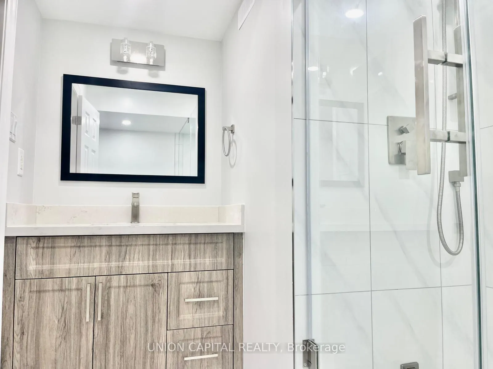 Photo 14 of Unit Lower, 19 Devonshire Avenue, Markham, Milliken Mills East — HOMEH