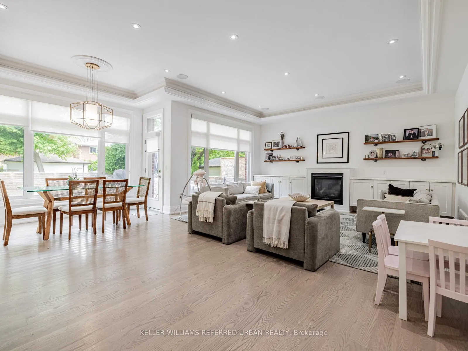 Photo 11 of 606 Glengrove Avenue, Toronto, Englemount-Lawrence — HOMEH