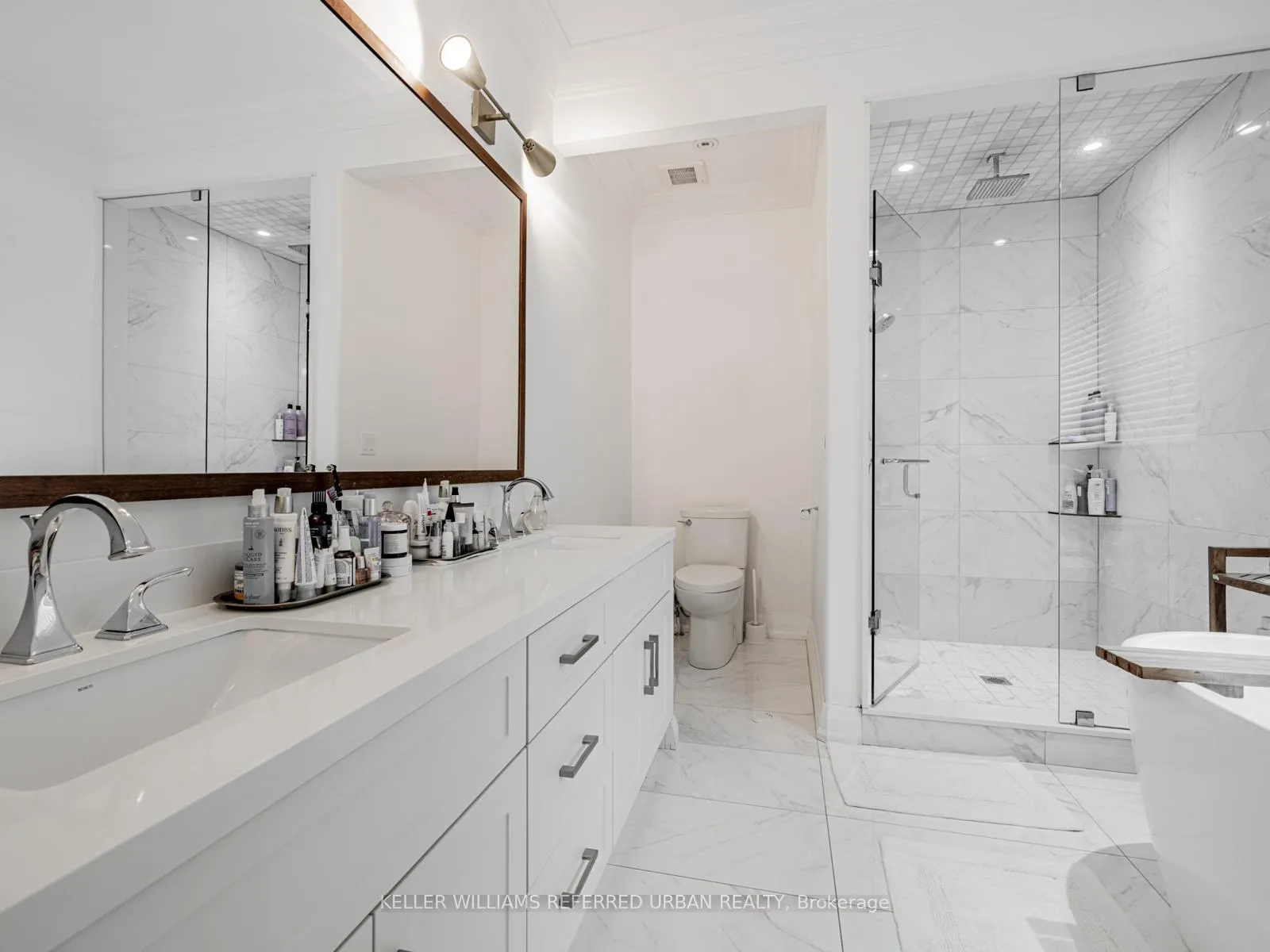 Photo 28 of 606 Glengrove Avenue, Toronto, Englemount-Lawrence — HOMEH
